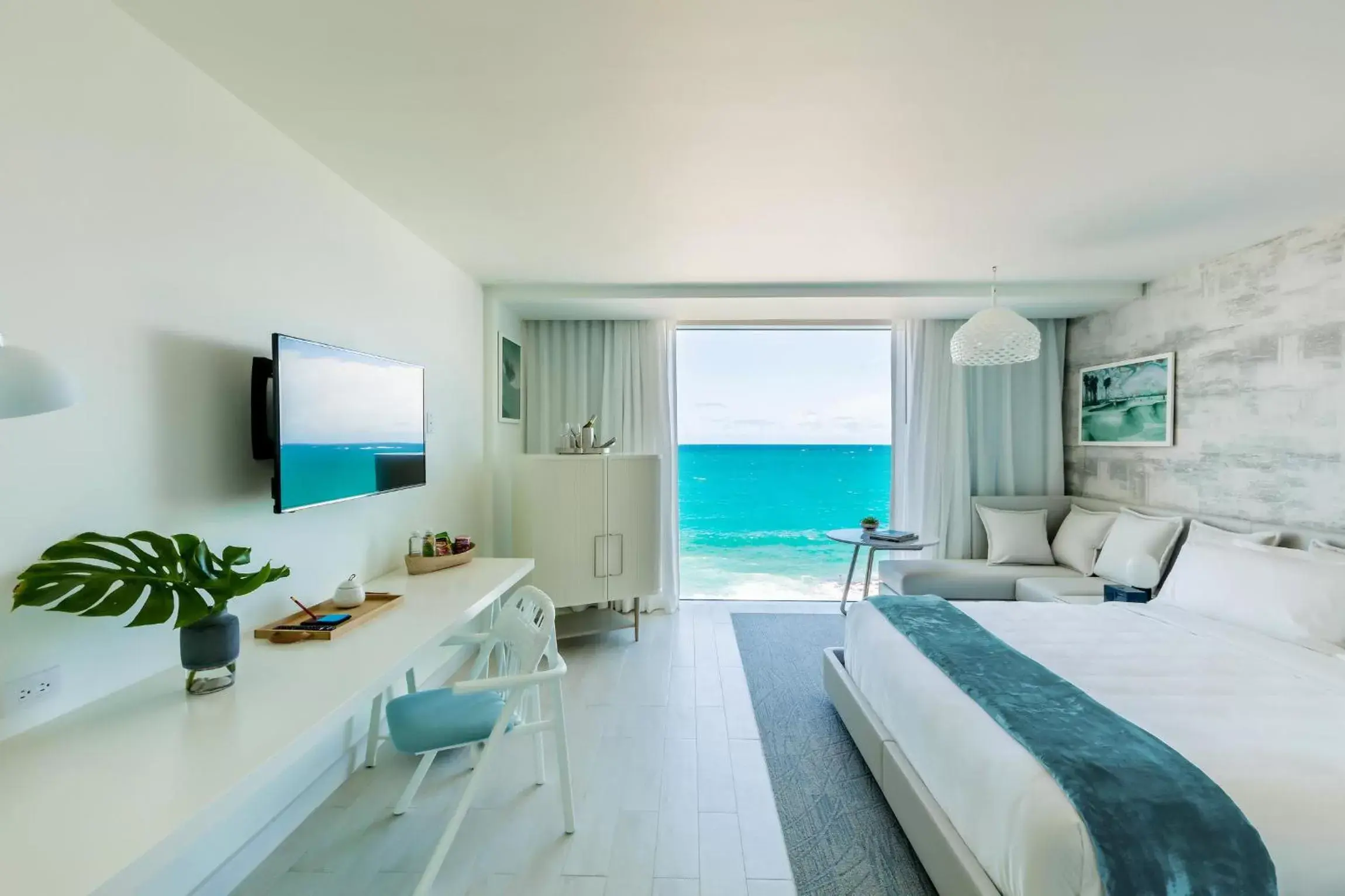 Bedroom, Bed in Condado Ocean Club - Adults Only Bedroom, Bed in Condado Ocean Club - Adults Only