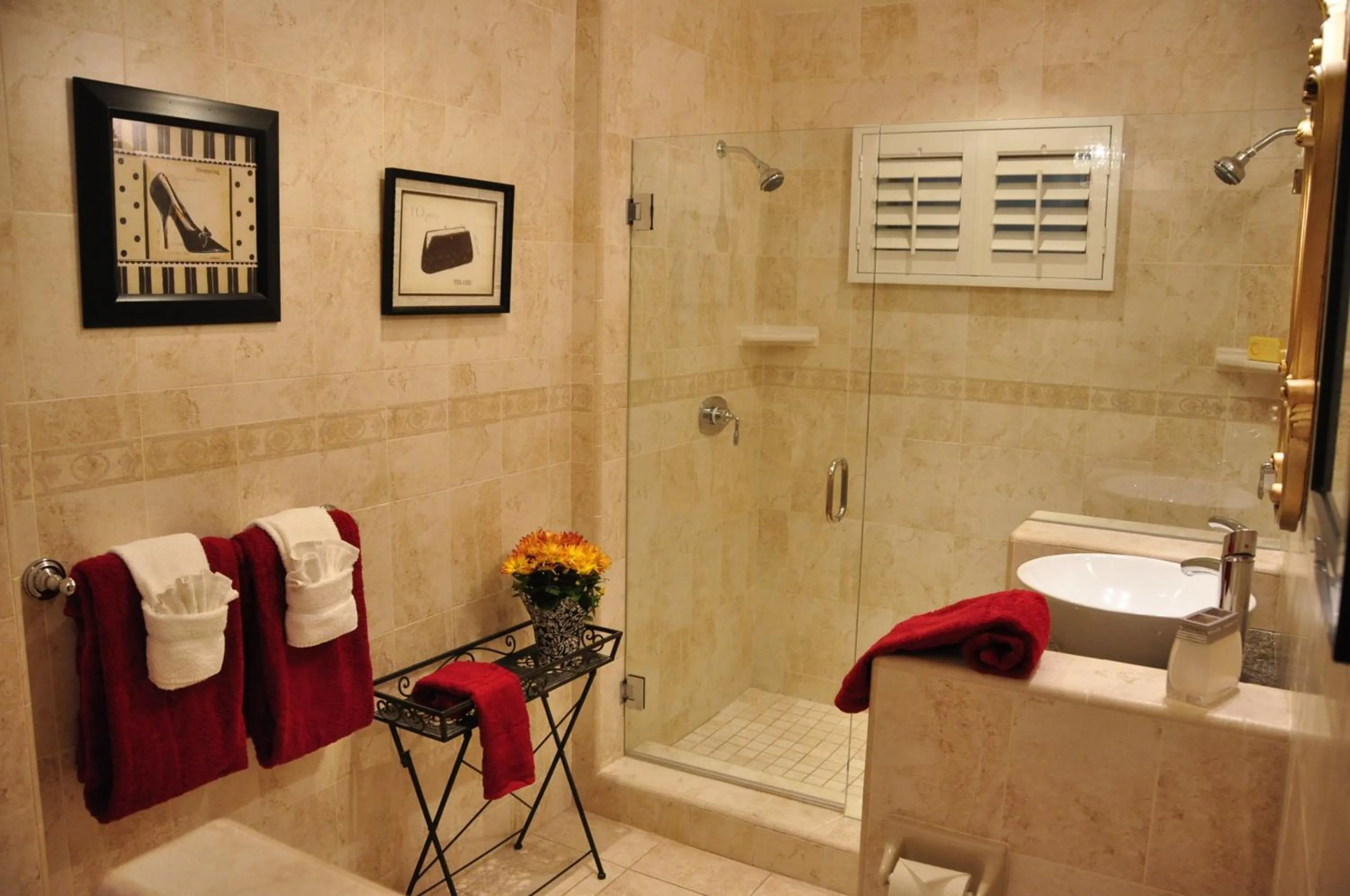 Bathroom in The Eagle Inn