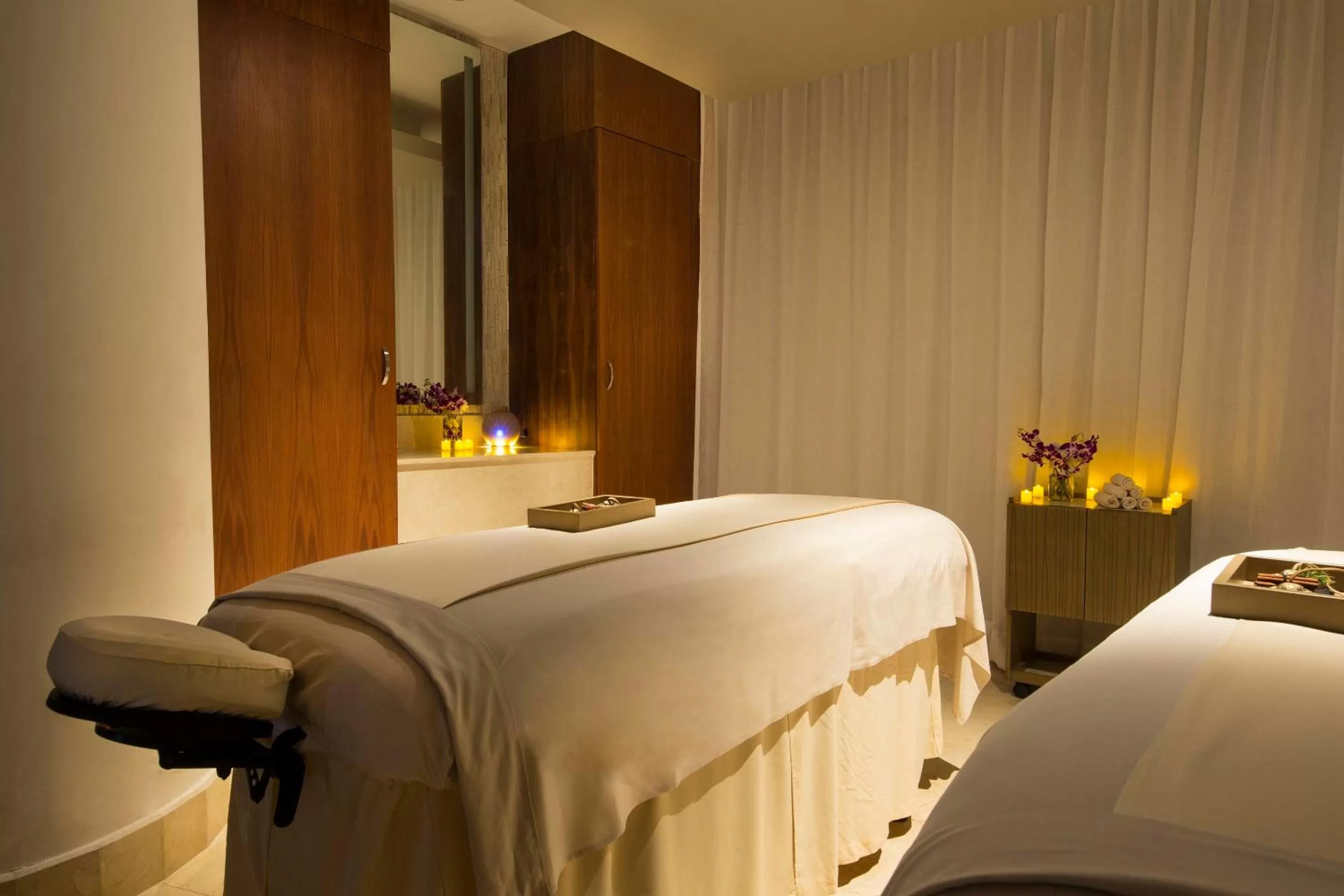 Spa and wellness centre/facilities, Bed in Moon Palace Jamaica - All Inclusive