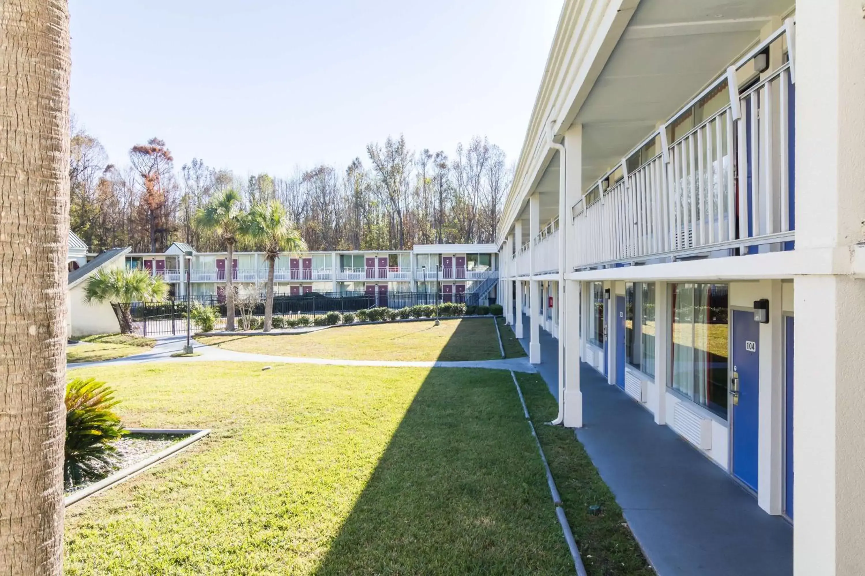 Property building in Motel 6-Townsend, GA Property building in Motel 6-Townsend, GA