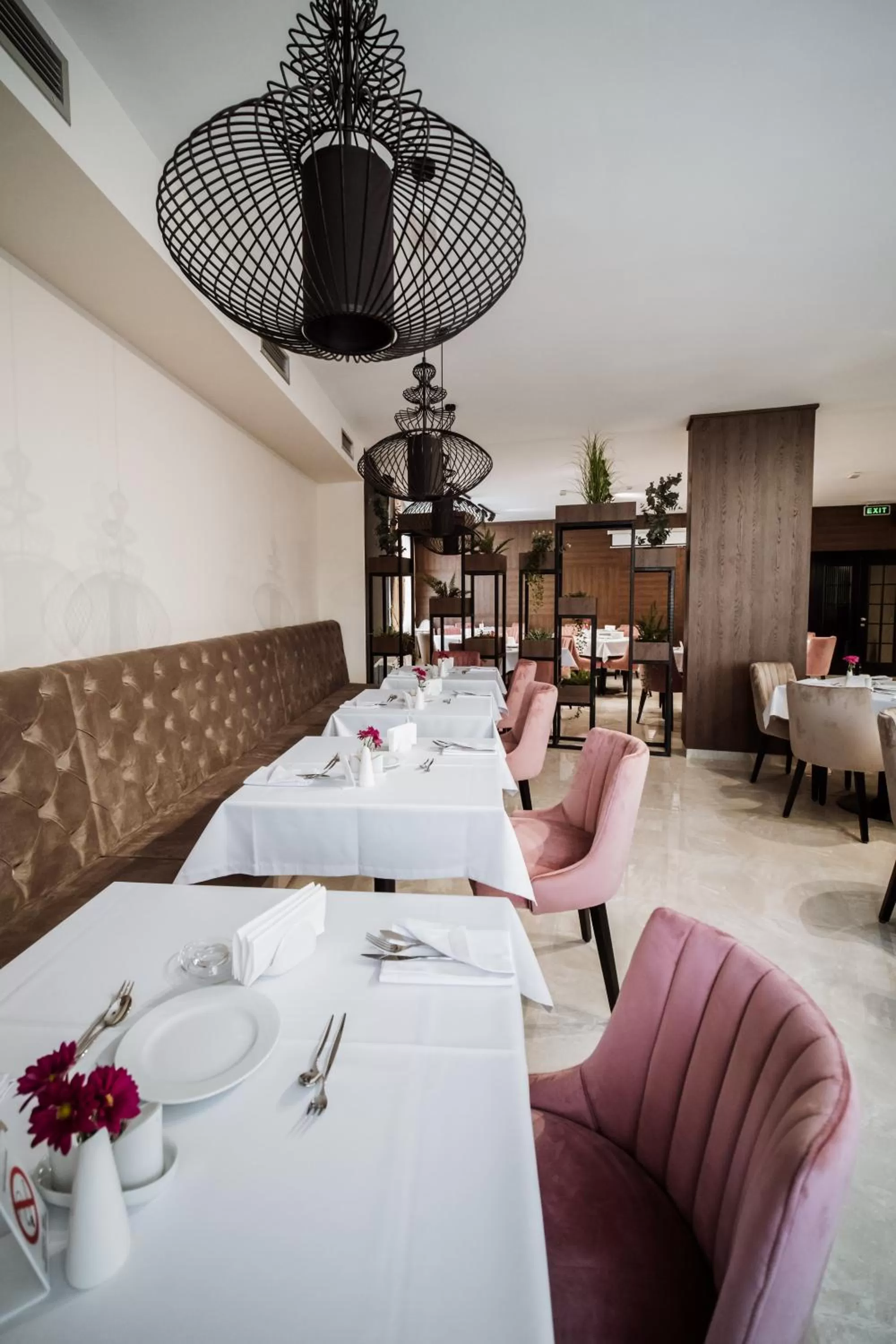 Restaurant/places to eat in Hotel Barcode Wellness & Spa