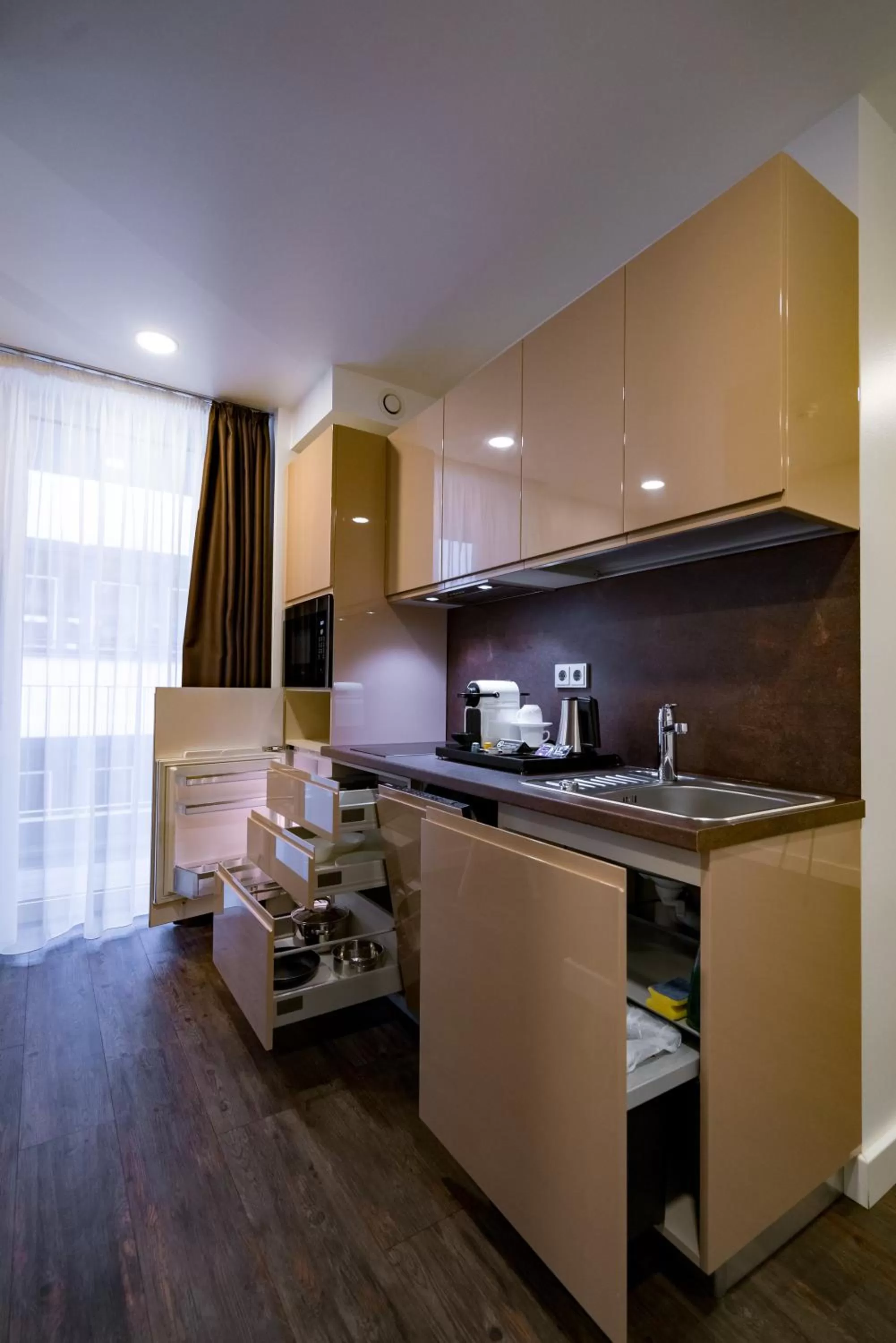 Kitchen or kitchenette in Hotel Kreis Residenz München