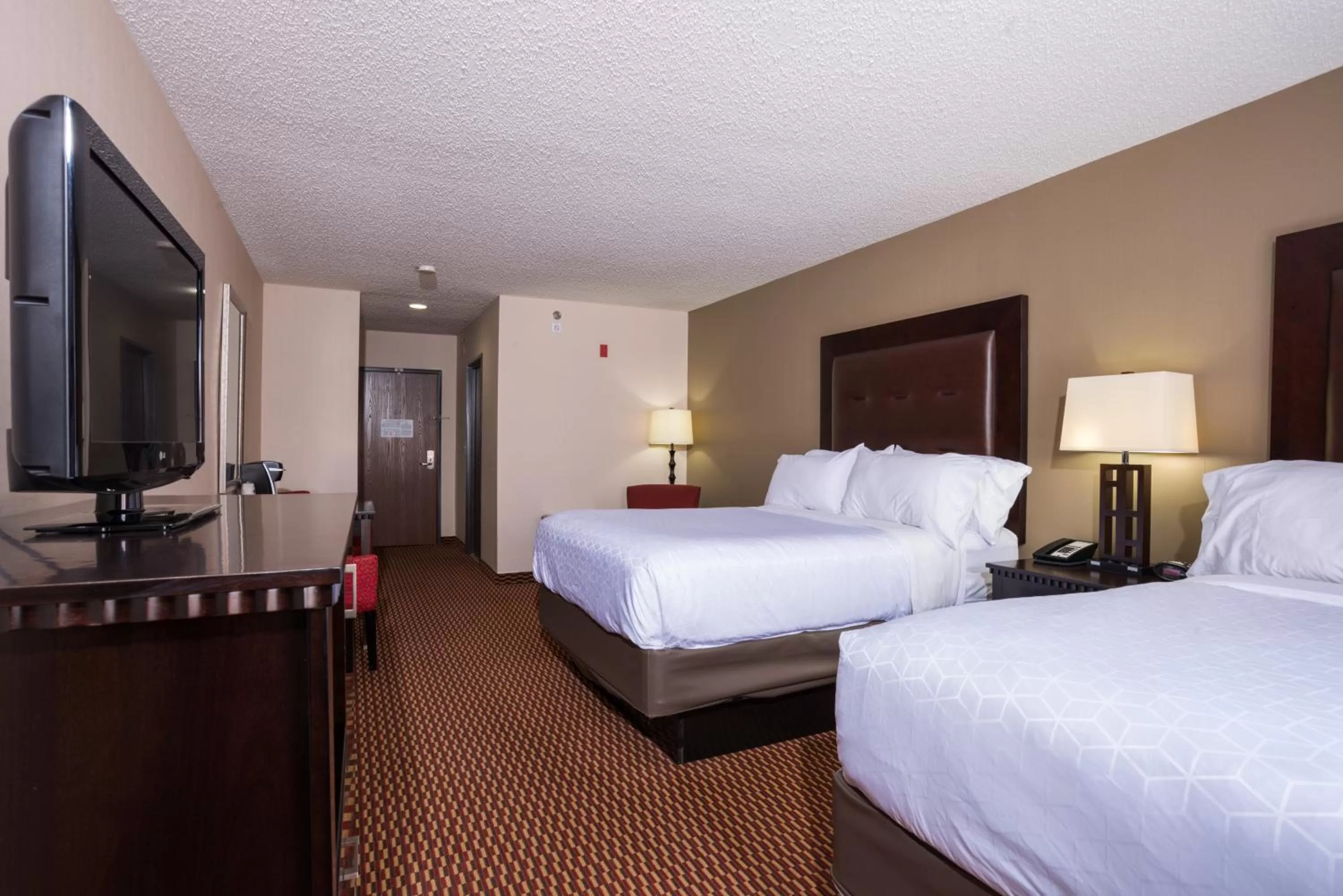 Photo of the whole room, Bed in Holiday Inn Express Hartford-Newington by IHG