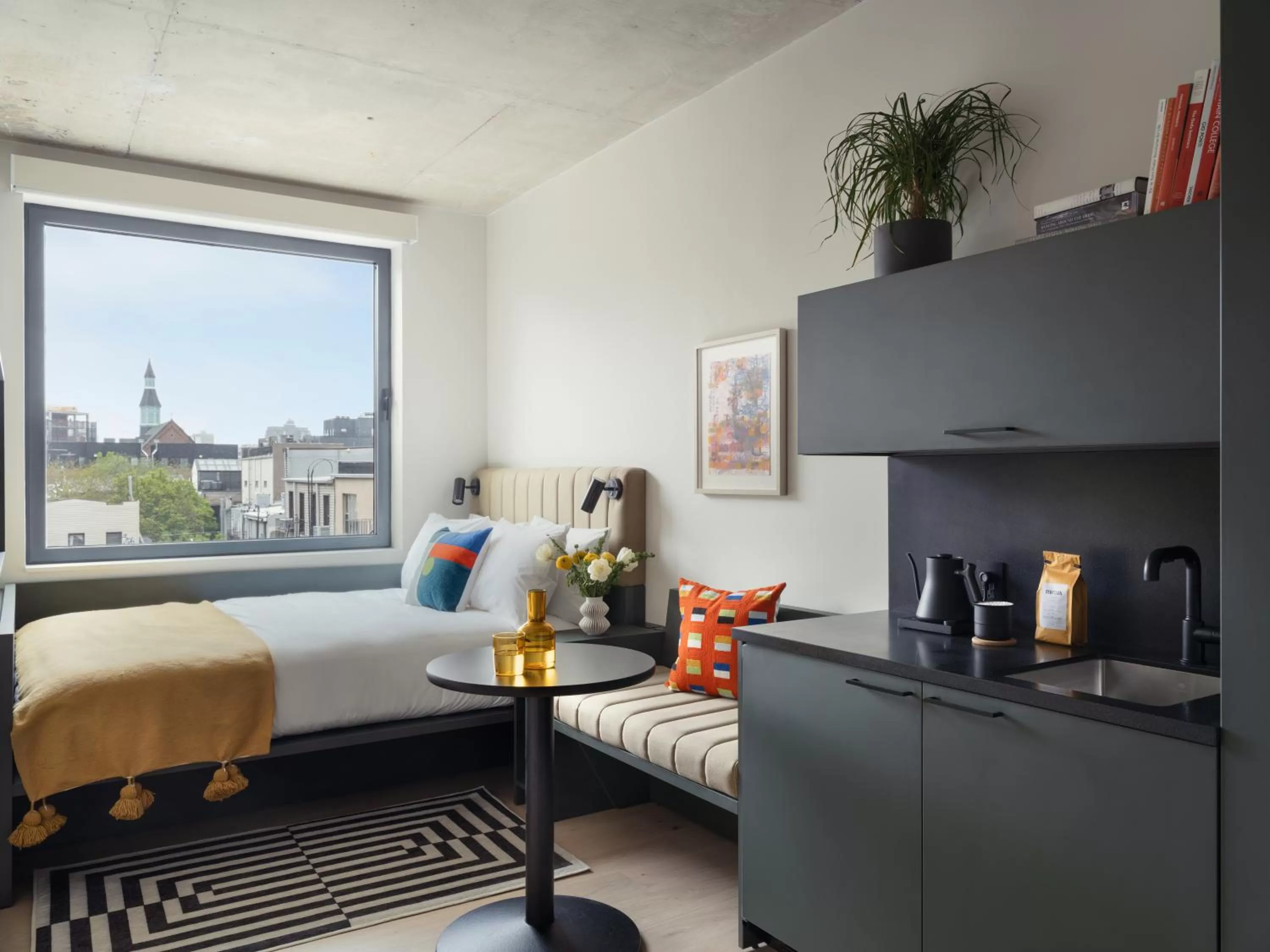 Bed in Penny Williamsburg