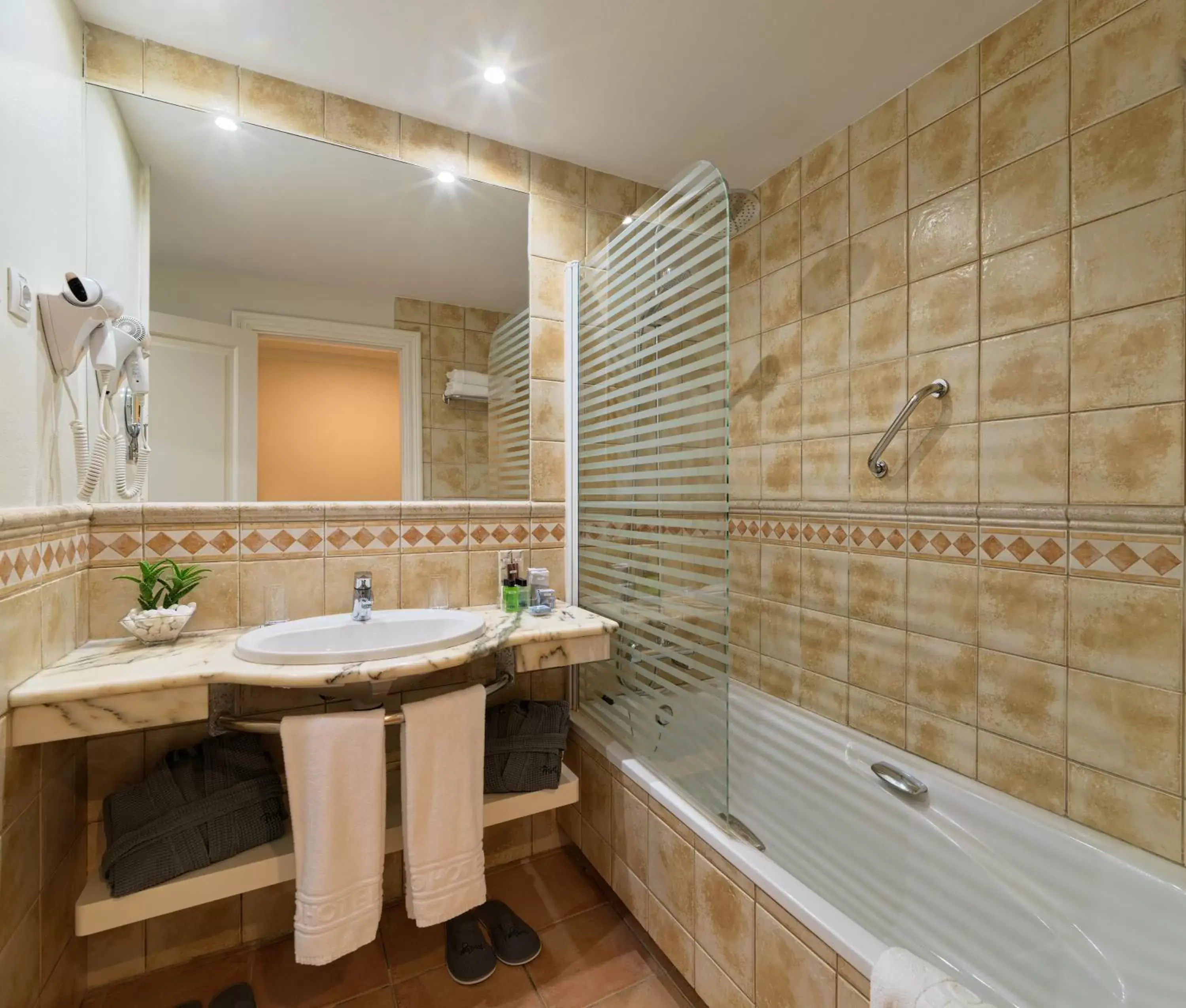 Bathroom in H10 Playa Esmeralda - Adults Only