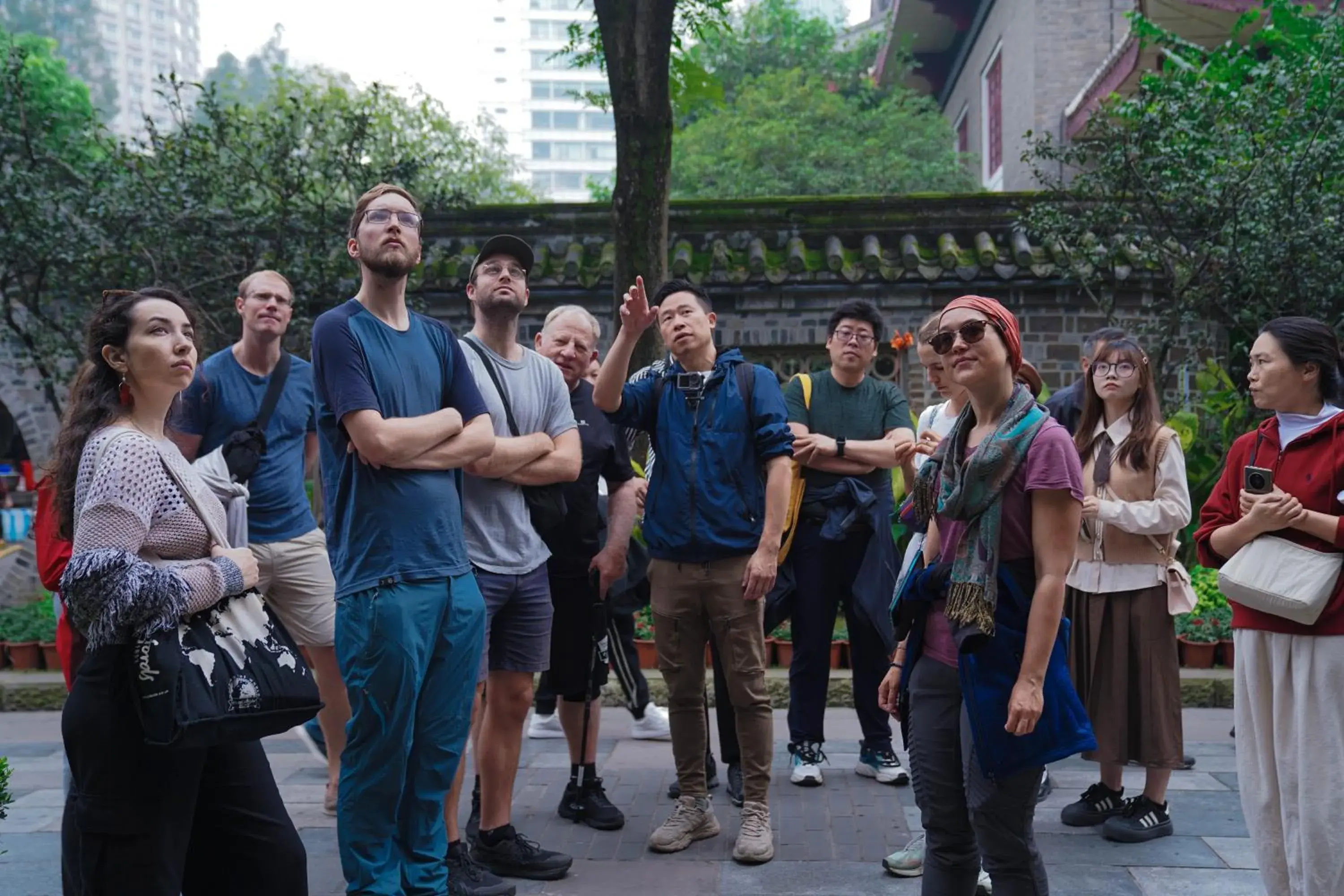 Hiking in Chengdu Mix Hostel Backpackers