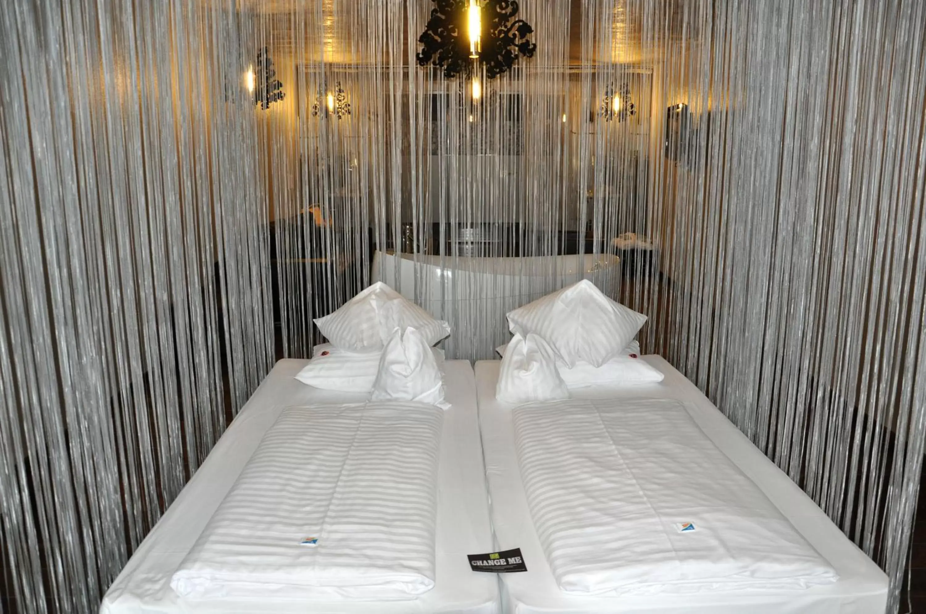 Bed in Hotel Alpine Palace