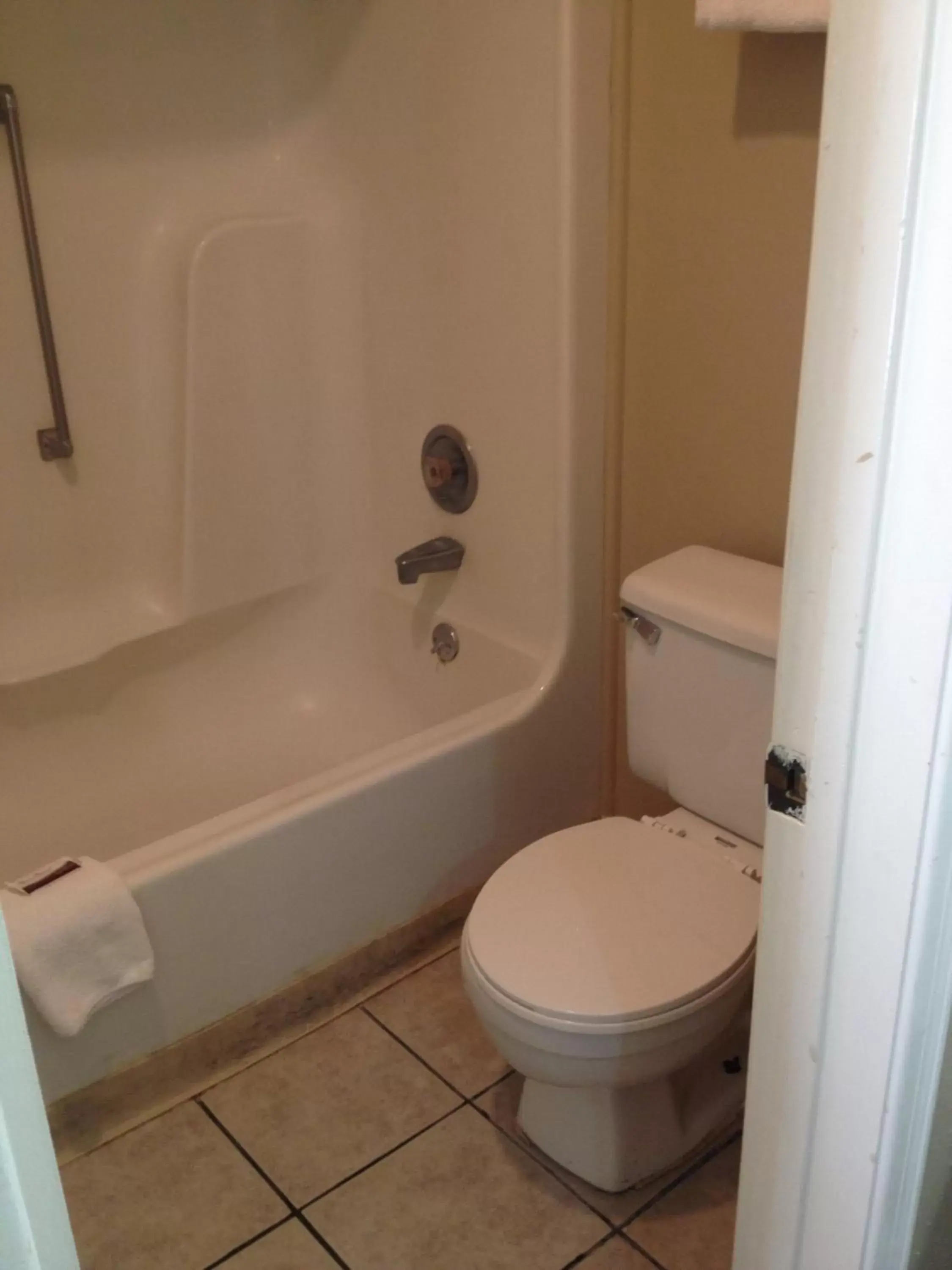 Bathroom in Motel 6-Freeport, TX