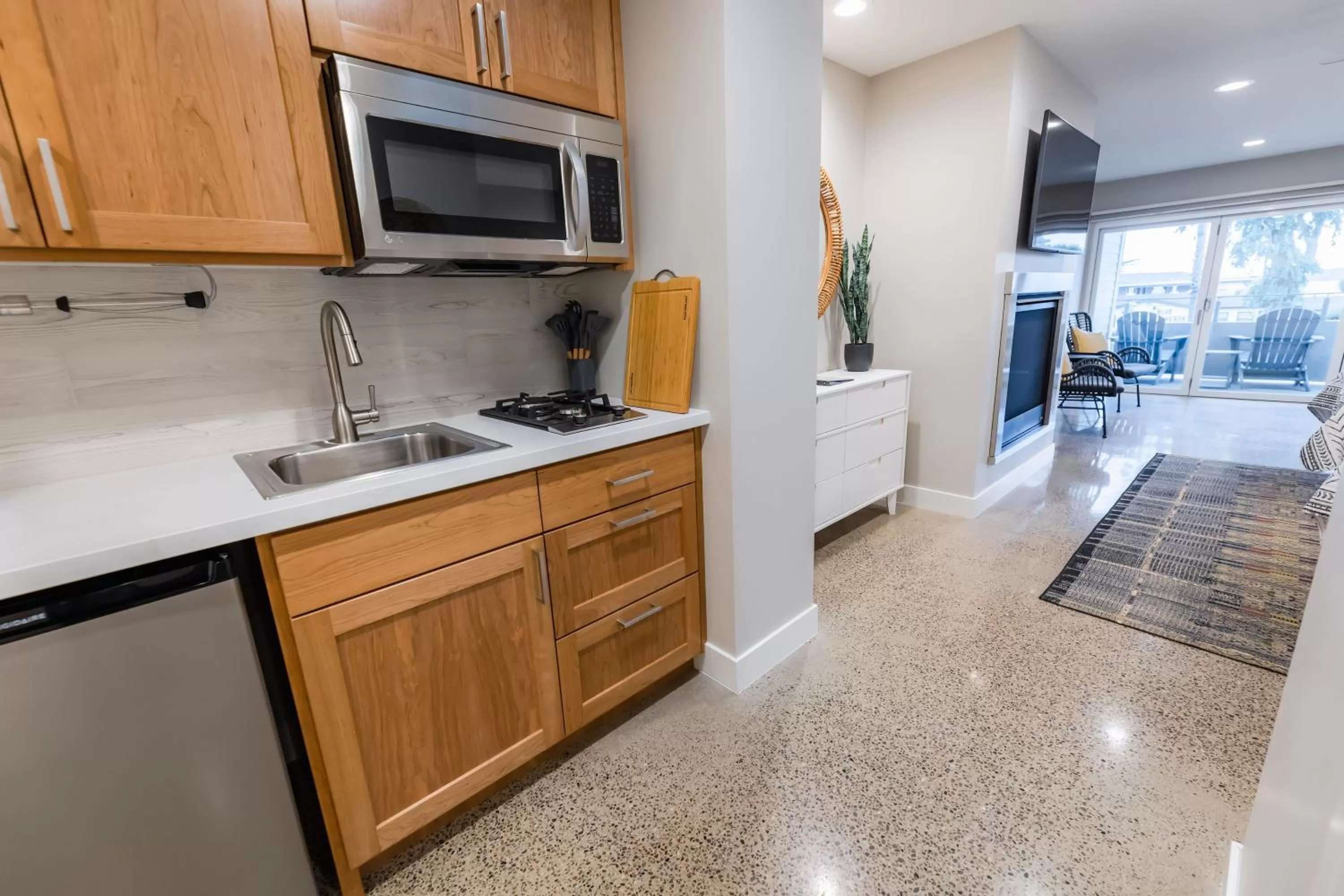Kitchen/Kitchenette in Baywood Inn Bed & Breakfast