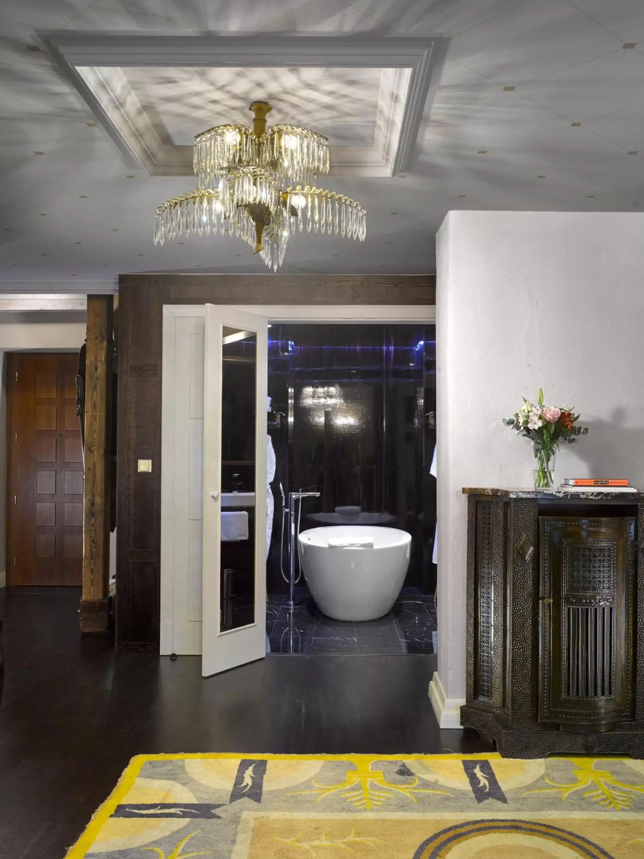 Bathroom in Grandezza Hotel Luxury Palace