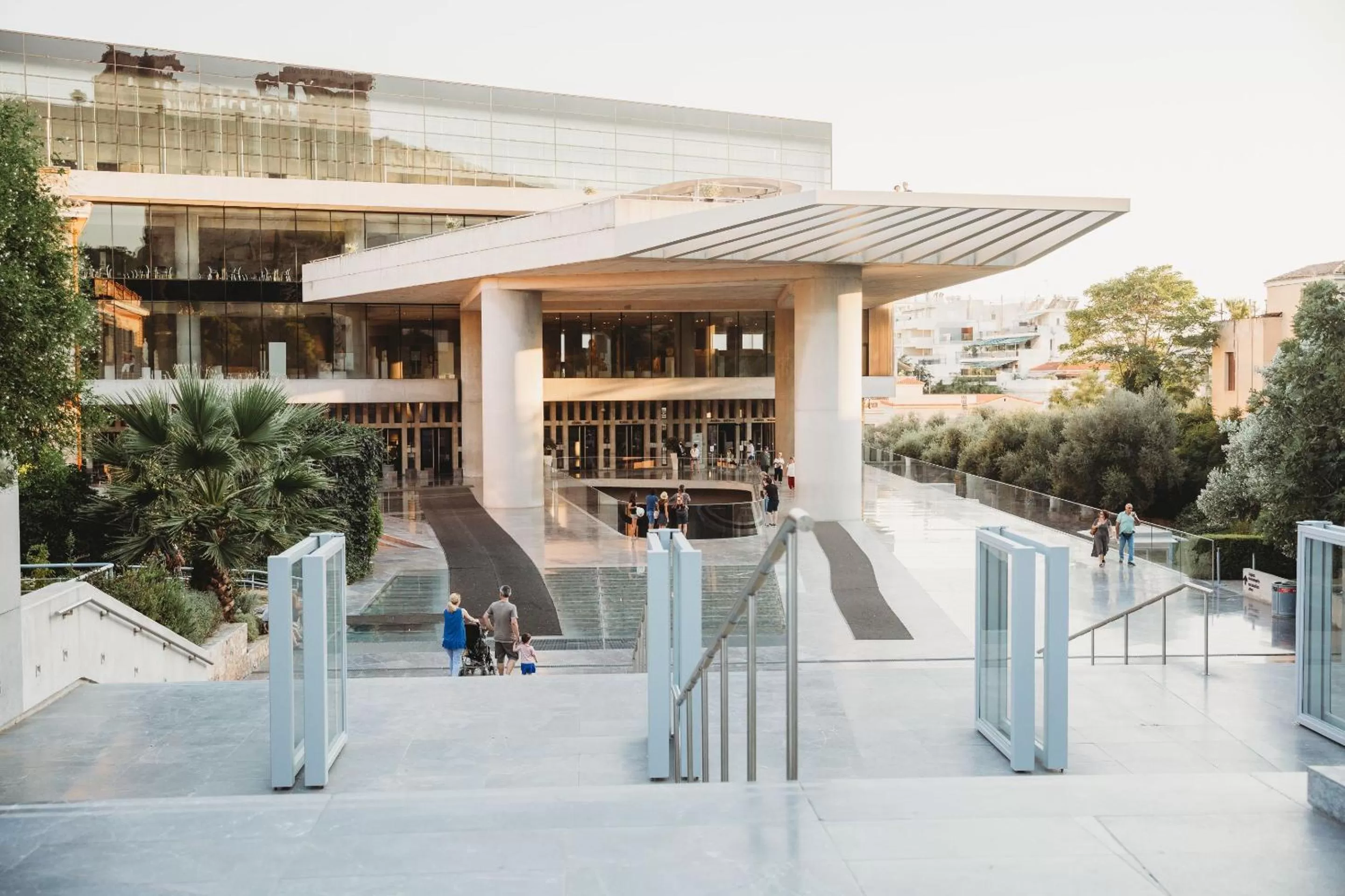 Nearby landmark in Athens Studios