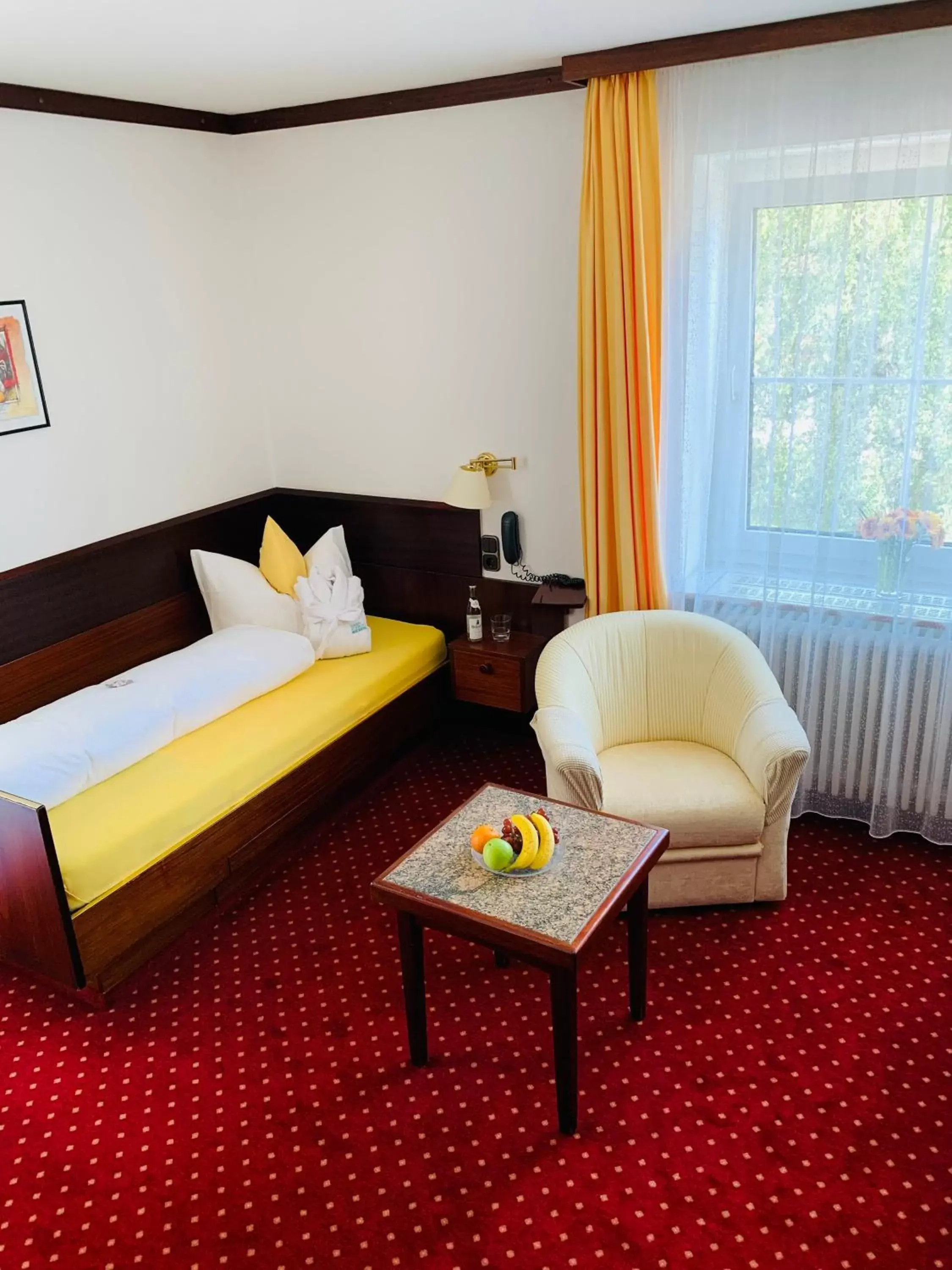 Photo of the whole room, Bed in Kurhotel Wiedenmann