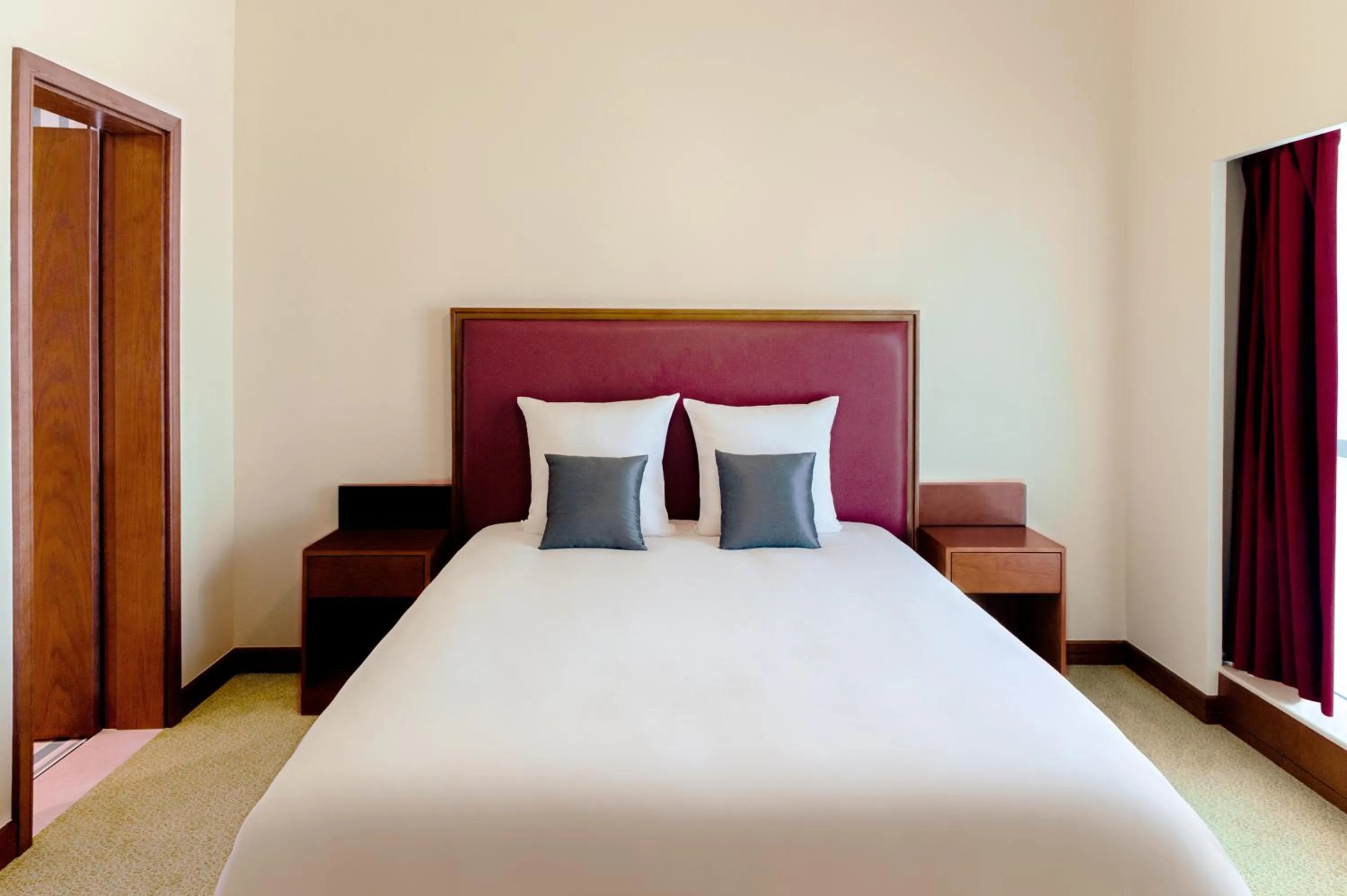 Bedroom in Aparthotel Adagio Fujairah