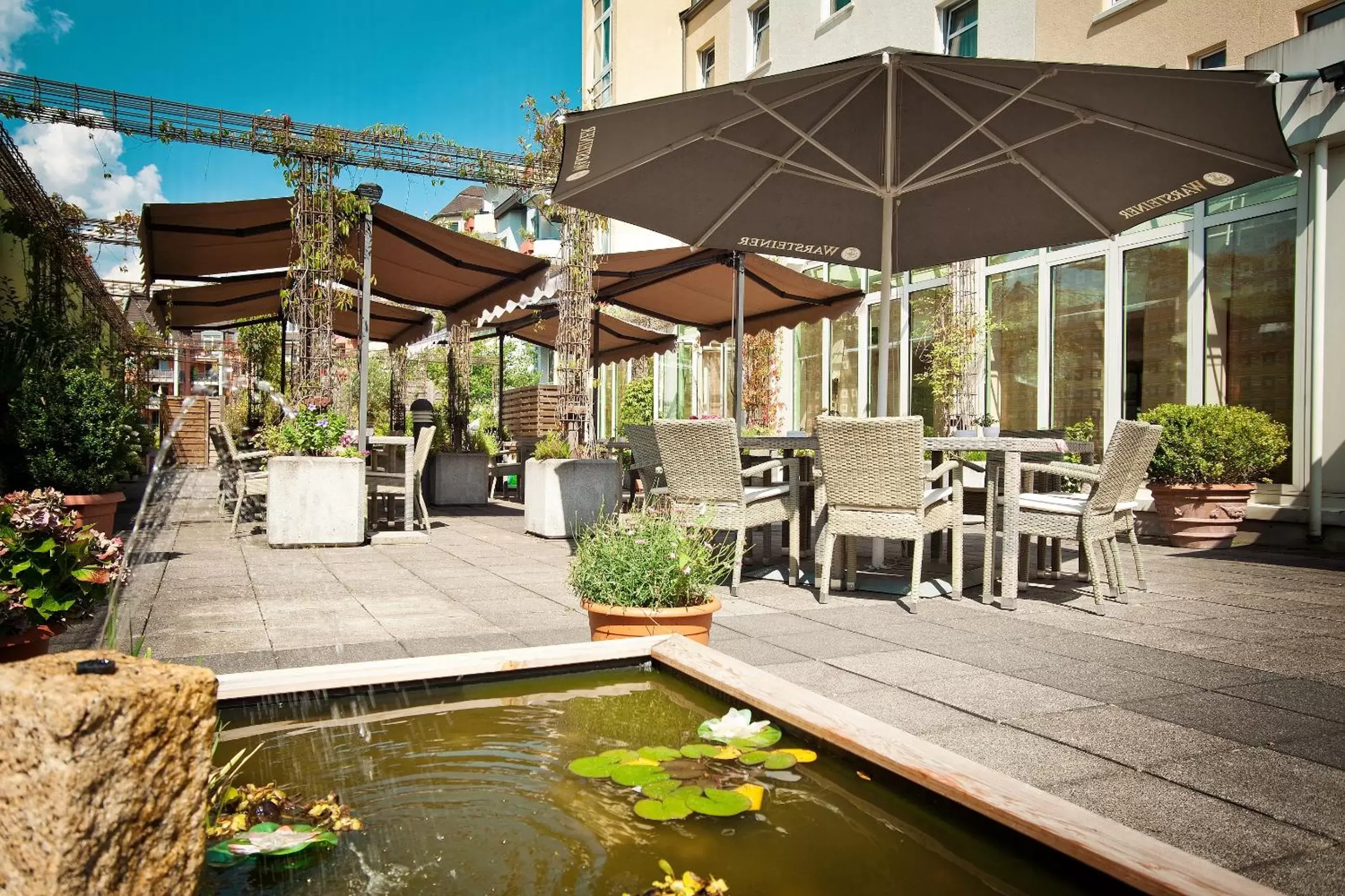 Balcony/Terrace in President Hotel