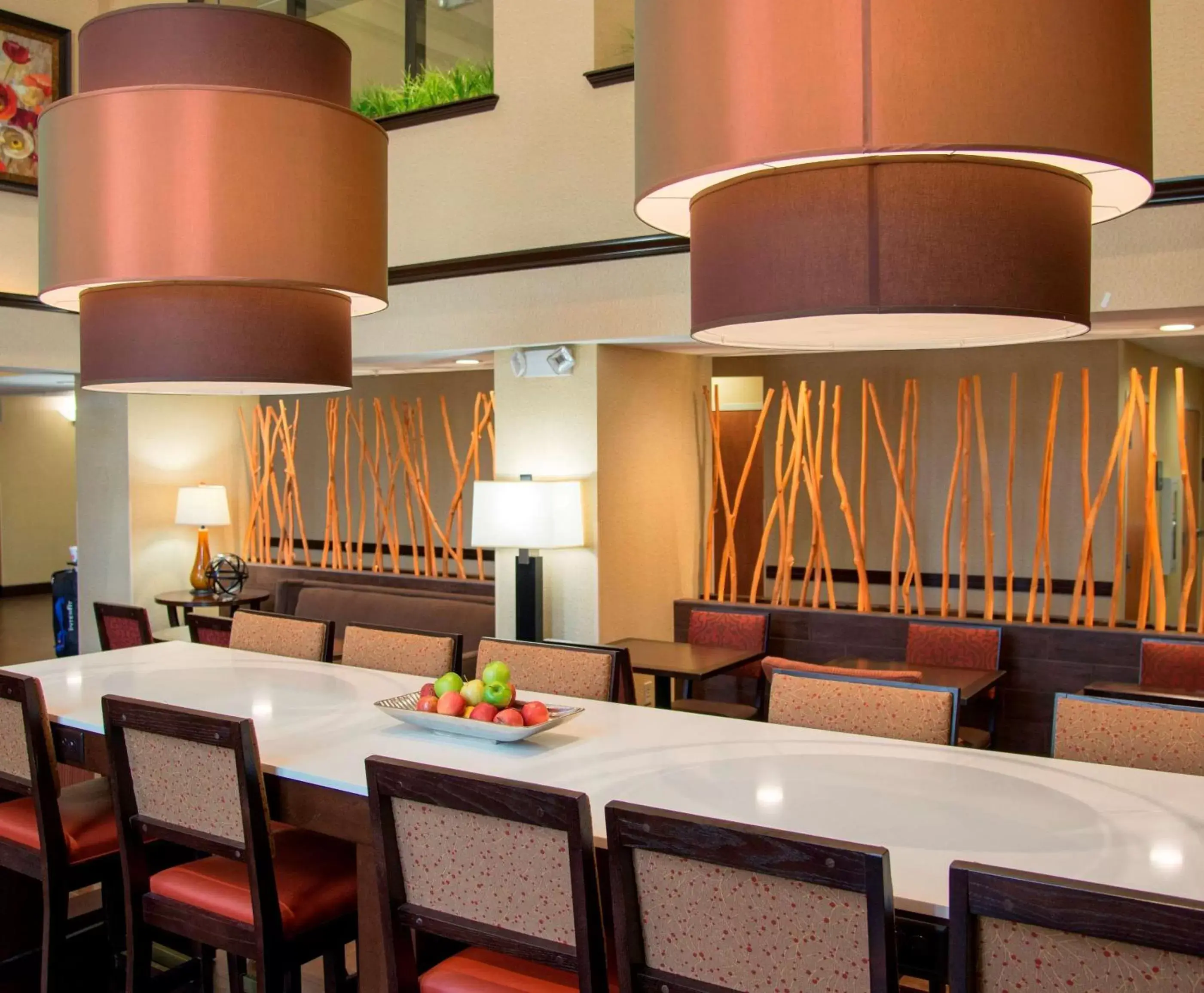 Lobby or reception, Lounge/Bar in Hampton Inn Houston-Pearland, TX
