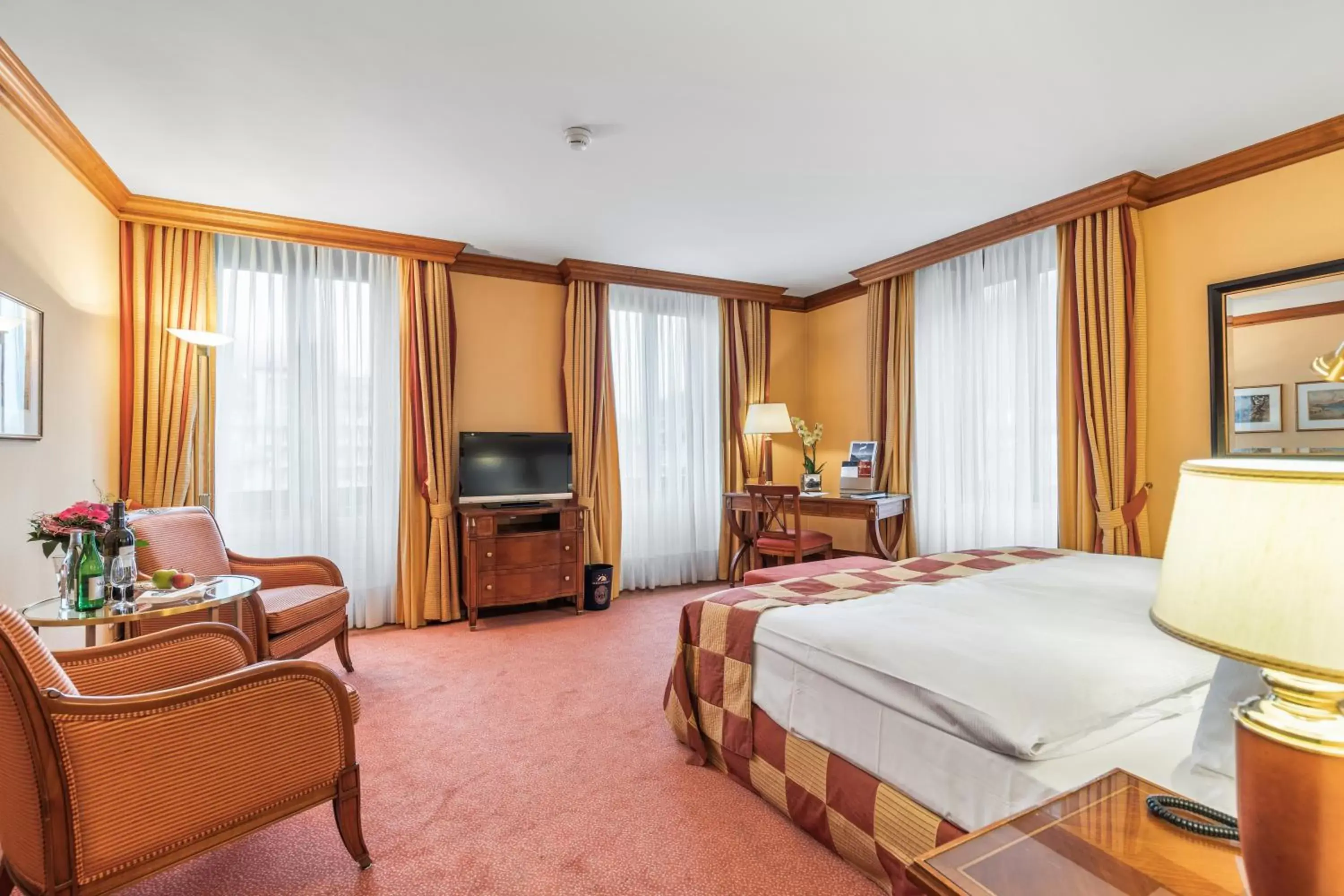 Bedroom in Grand Hotel Zermatterhof