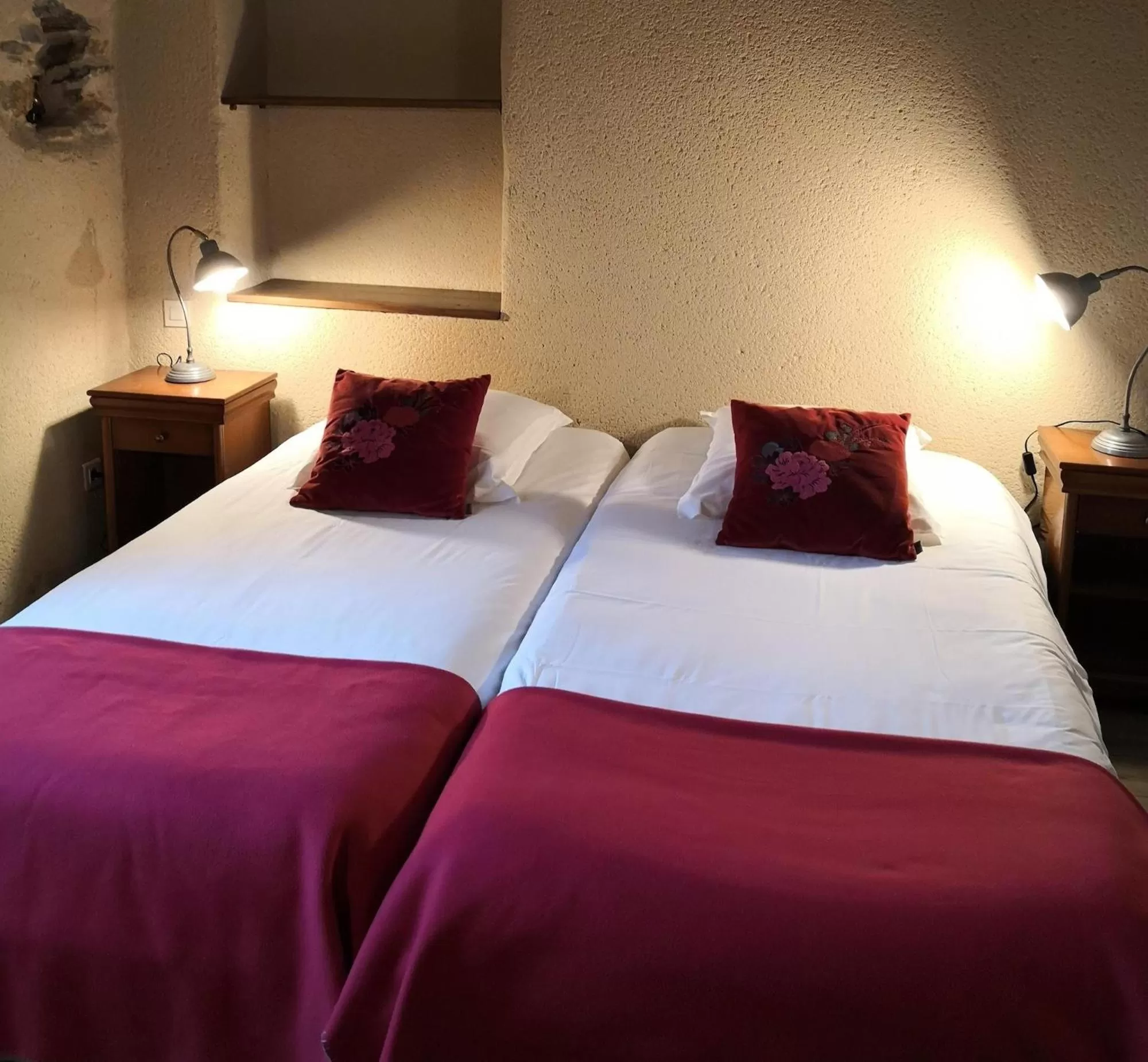 Bedroom, Bed in Anjou Golf and Country Club