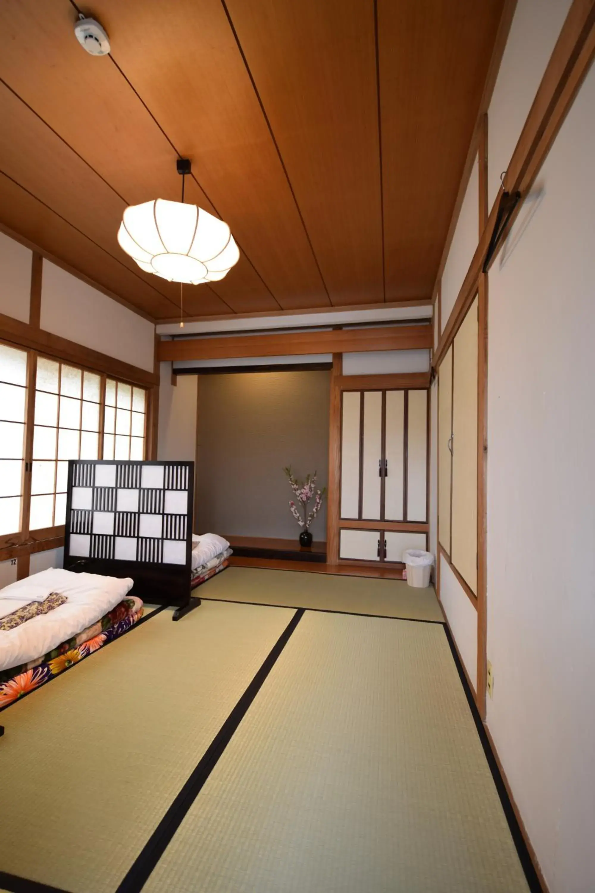 Photo of the whole room in Saga International GuestHouse Hagakure