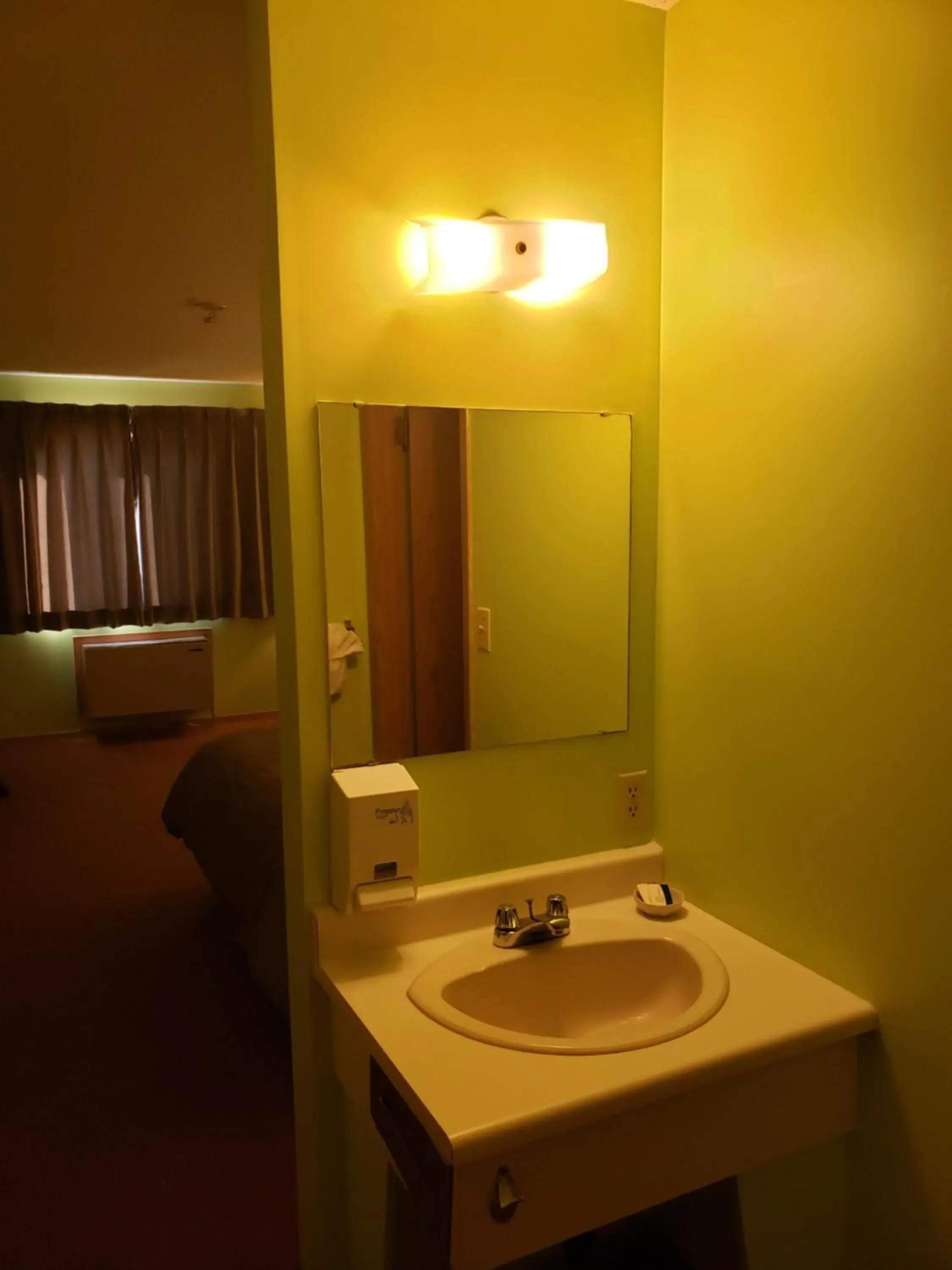 Bathroom in Tower Inn