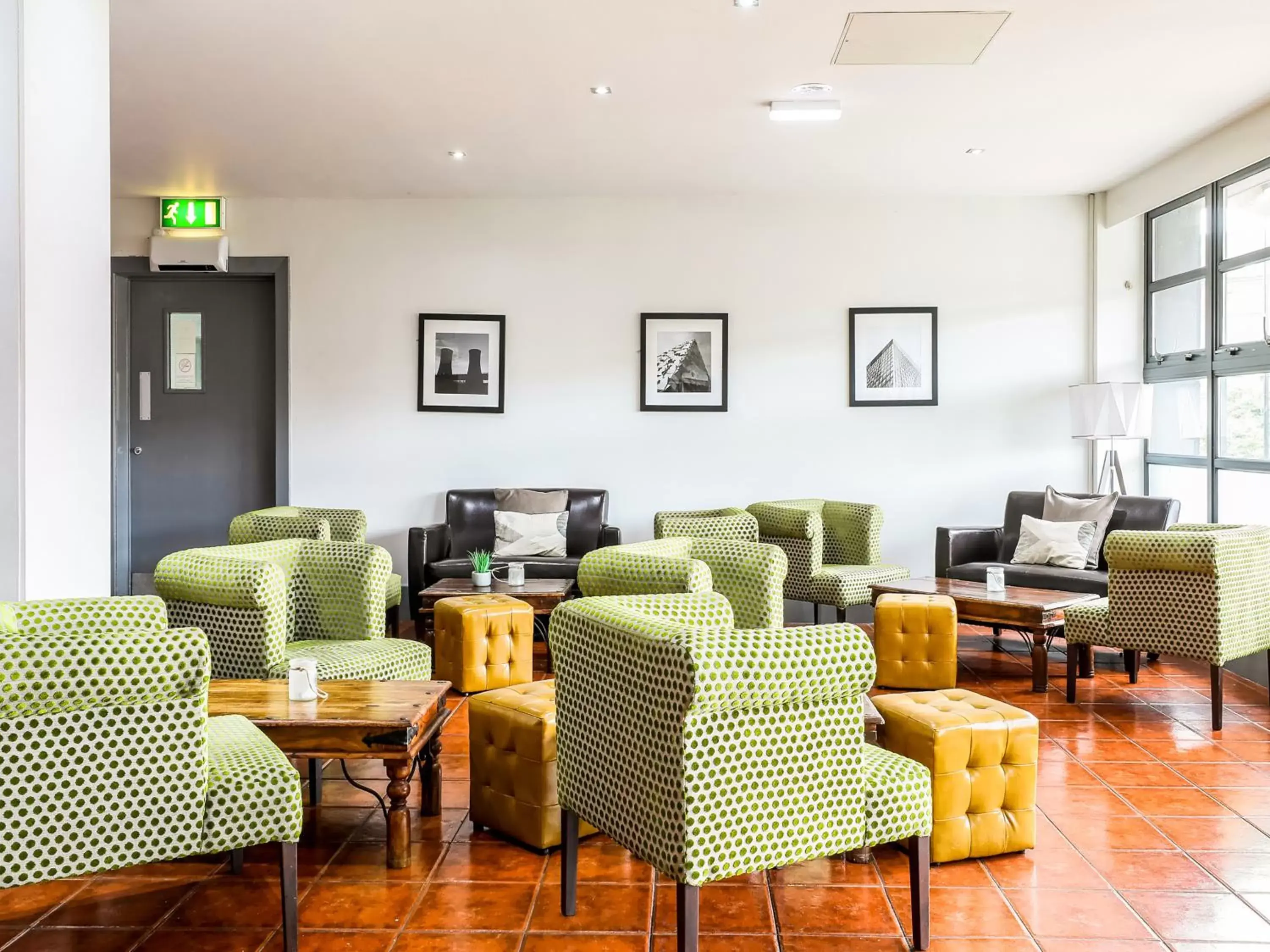 Lobby or reception in OYO Flagship Sheffield City Centre