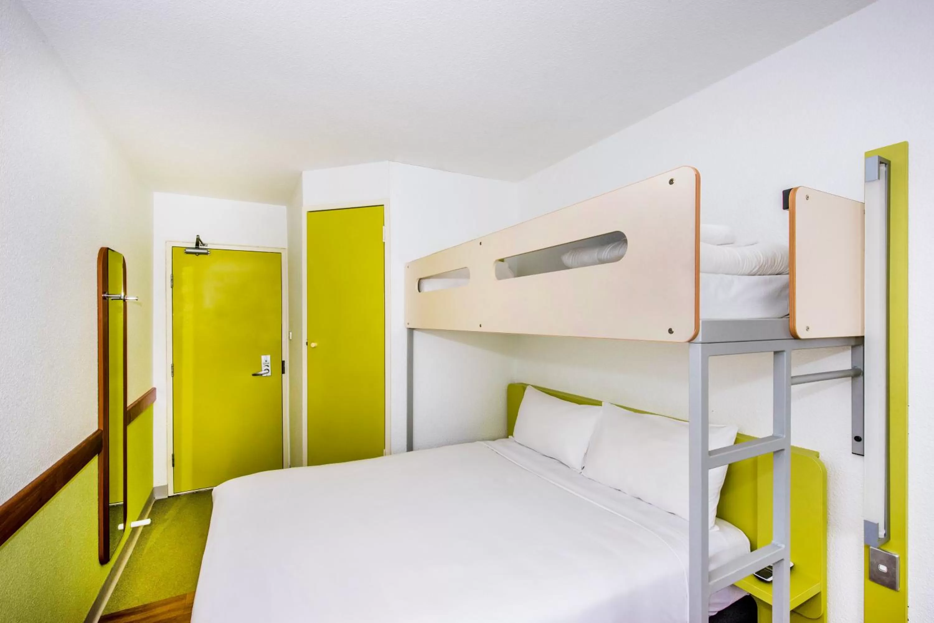 bunk bed, Bed in ibis Budget - Newcastle