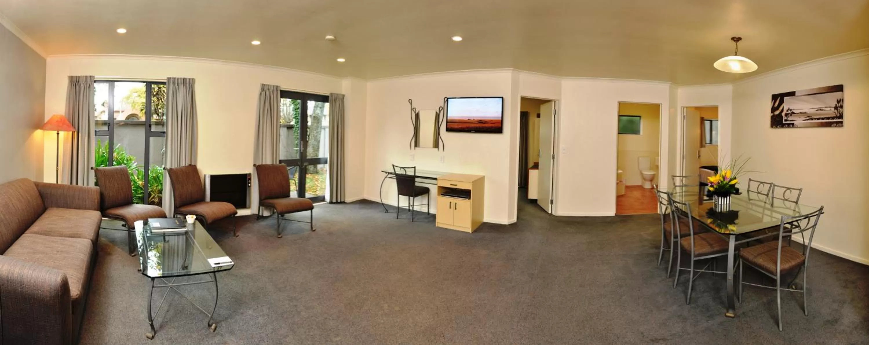 Photo of the whole room in Chancellor Motor Lodge and Conference Centre