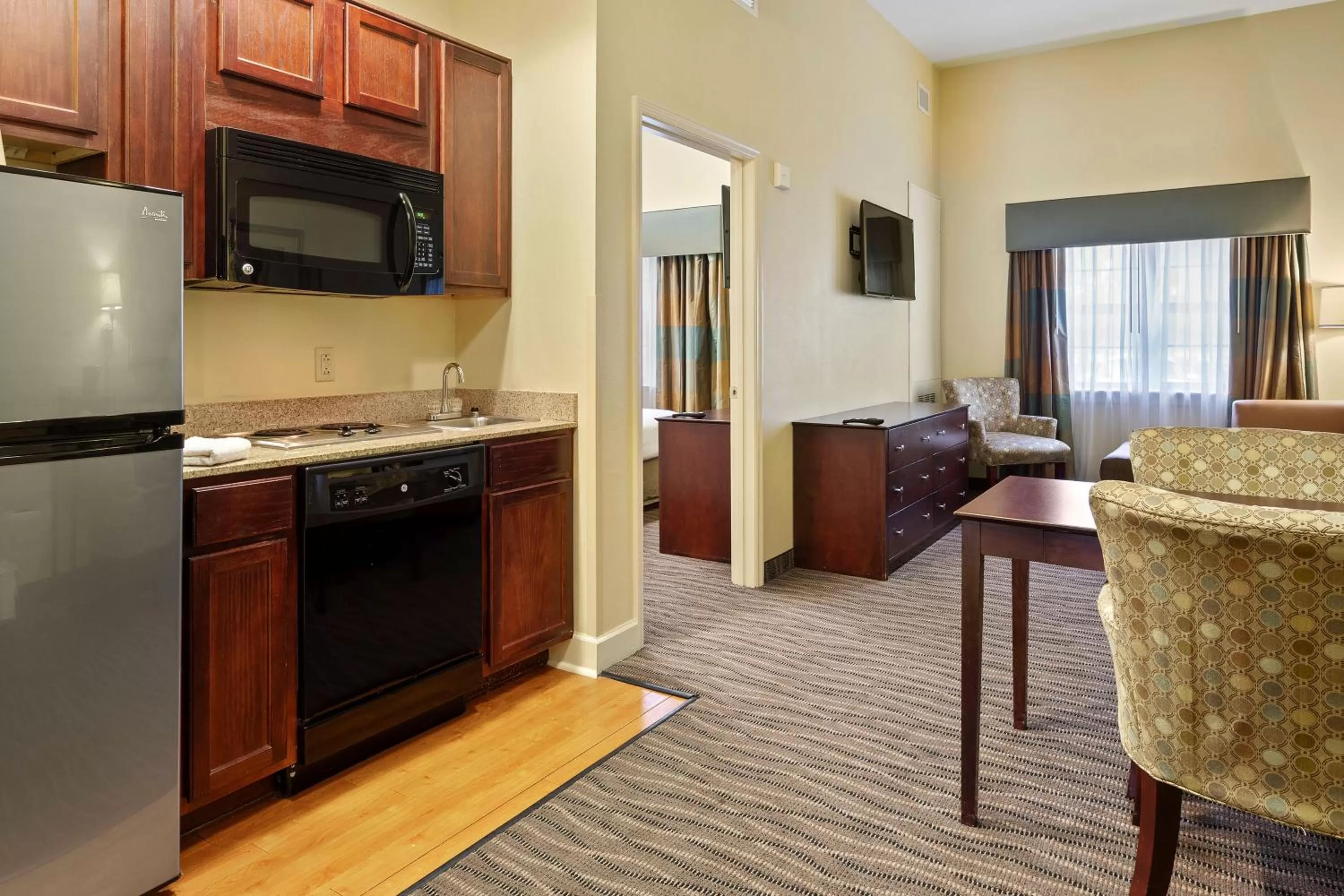 Kitchen or kitchenette in Extended Stay America Premier Suites - Lakeland - I-4