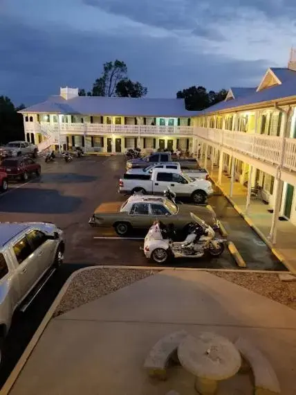 Balcony/Terrace in Key West Inn - Tuscumbia