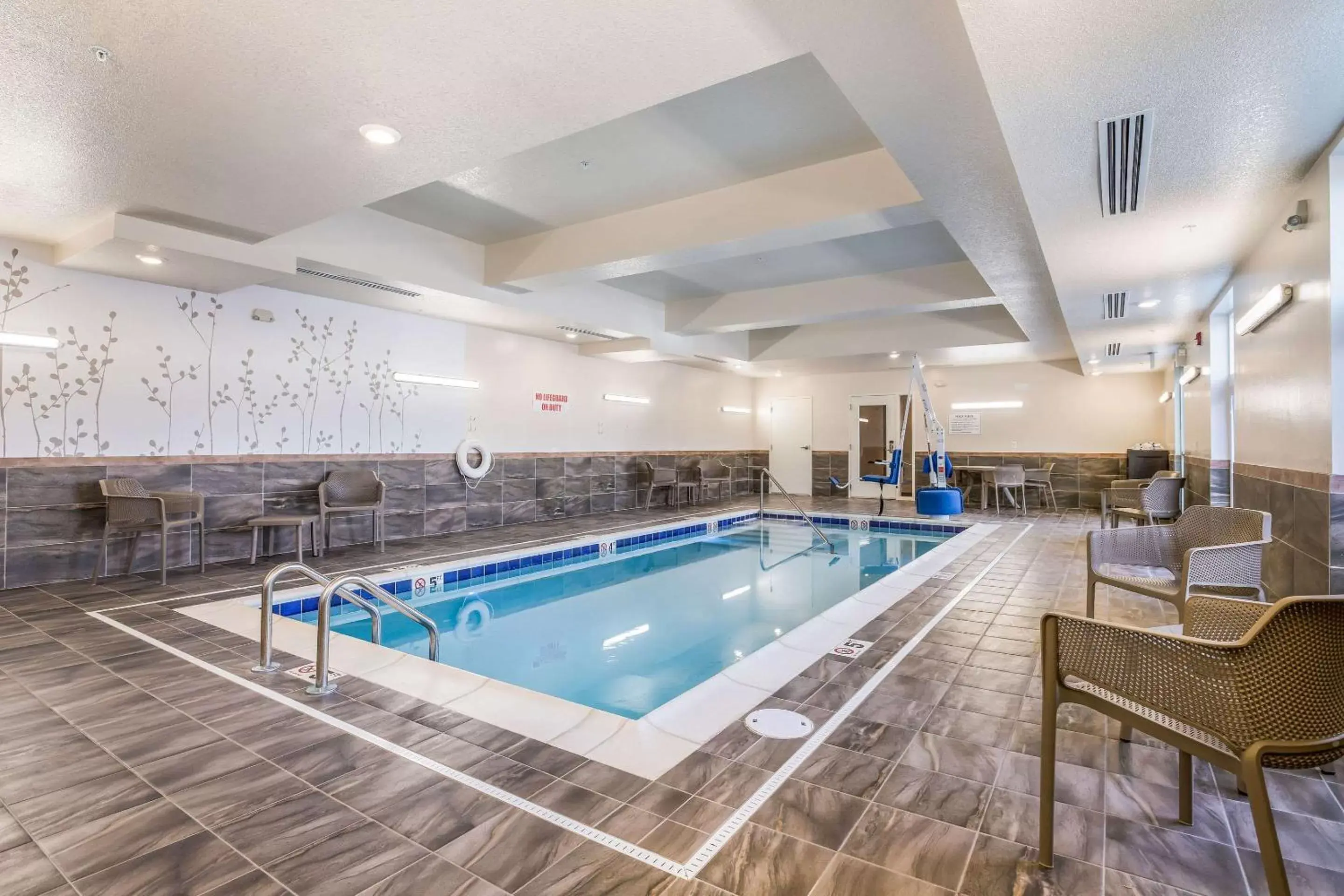 Activities, Swimming Pool in Sleep Inn & Suites Park City-Wichita North