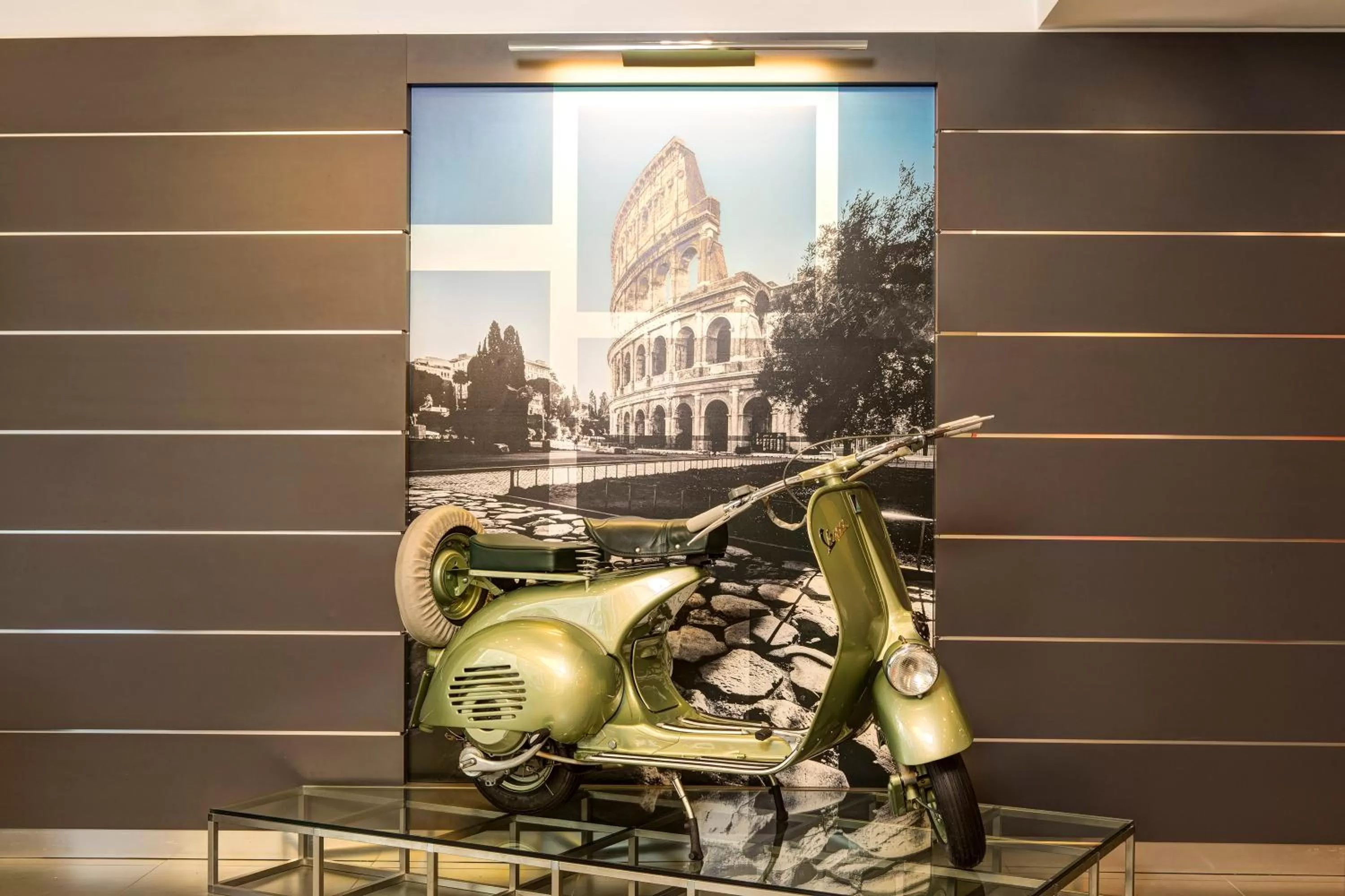 Lobby or reception in iQ Hotel Roma