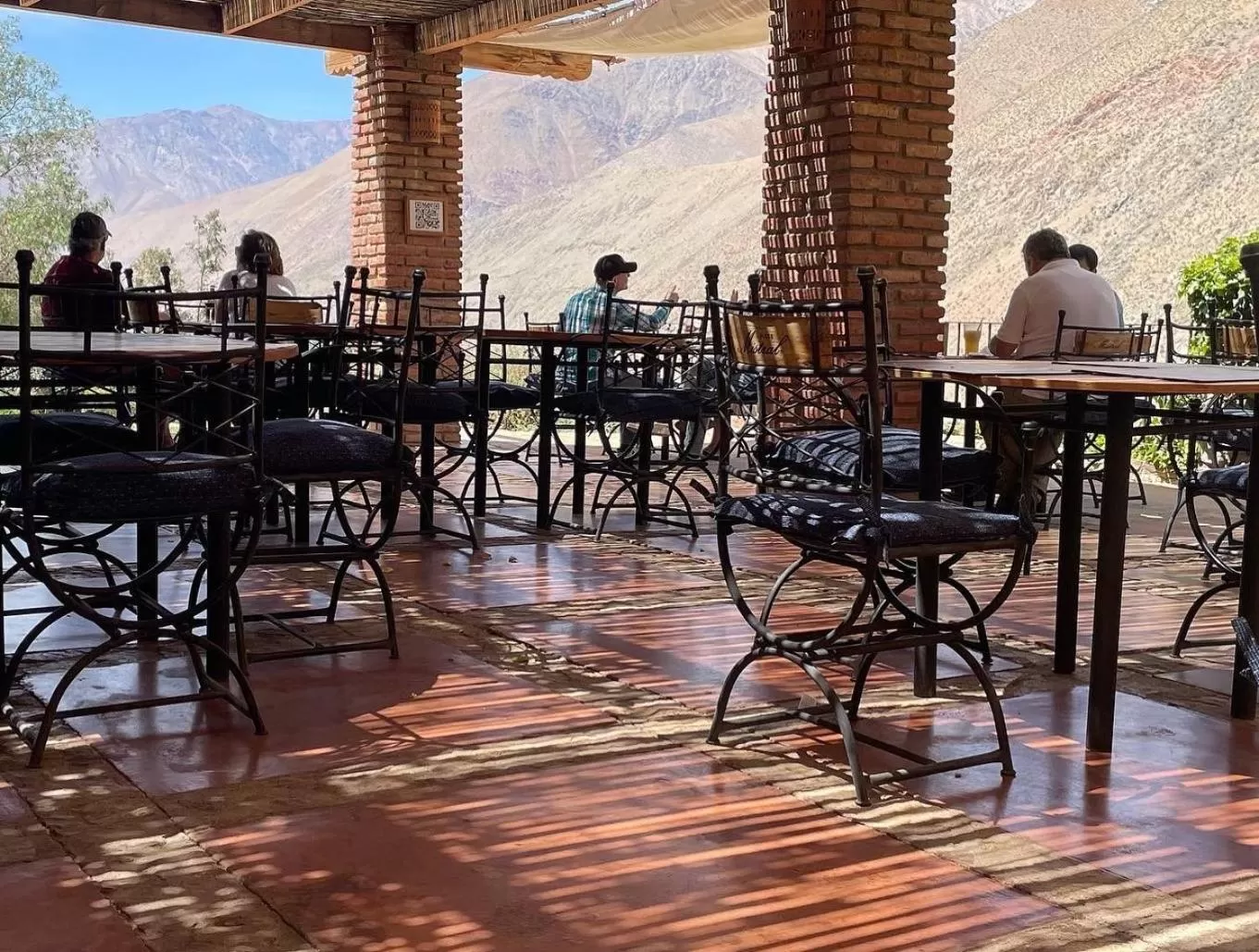 Restaurant/places to eat in Glamping Miraflores