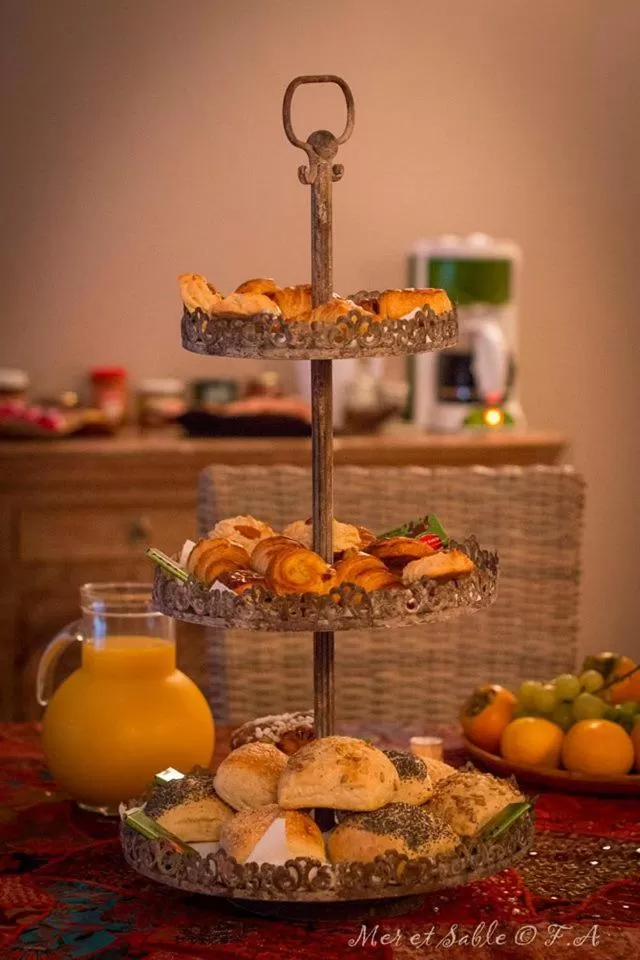 Breakfast in Mer et Sable B&B
