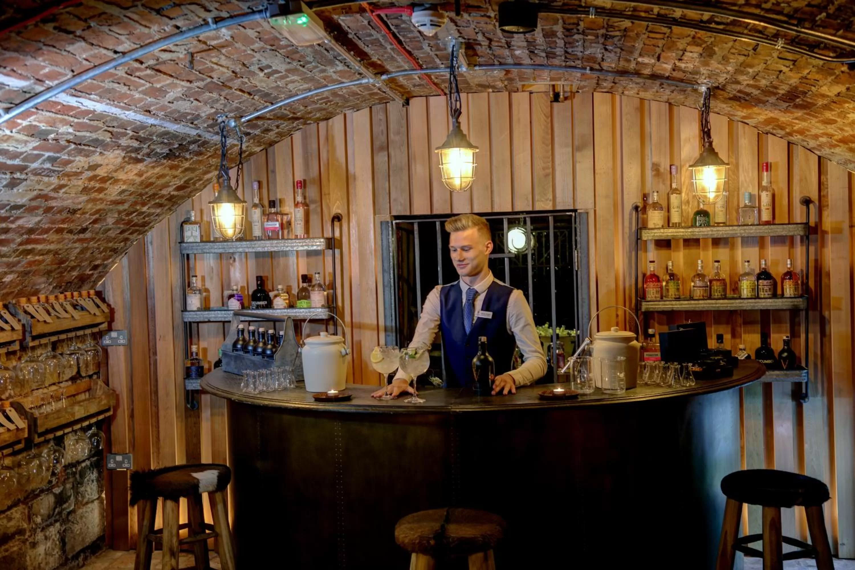 Lounge or bar in Windmill Village Hotel, Golf Club & Spa, BW Signature Collection