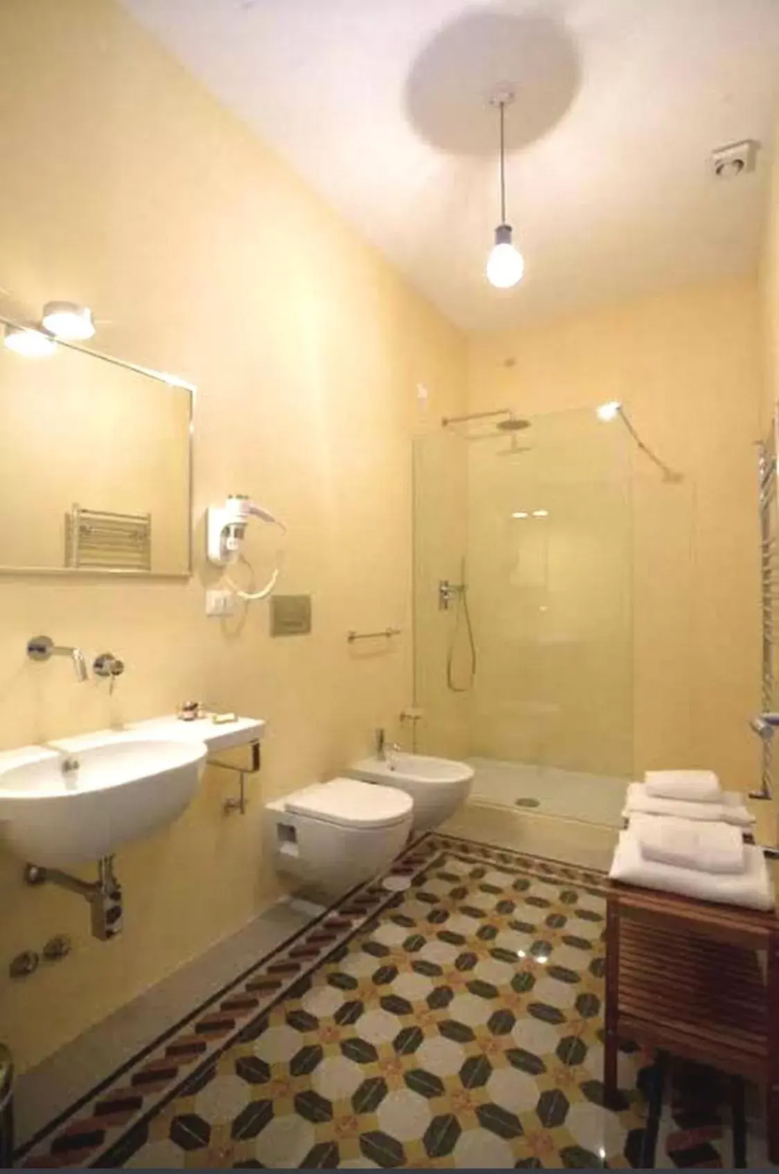 Bathroom in B&B Santi Quattro Al Colosseo