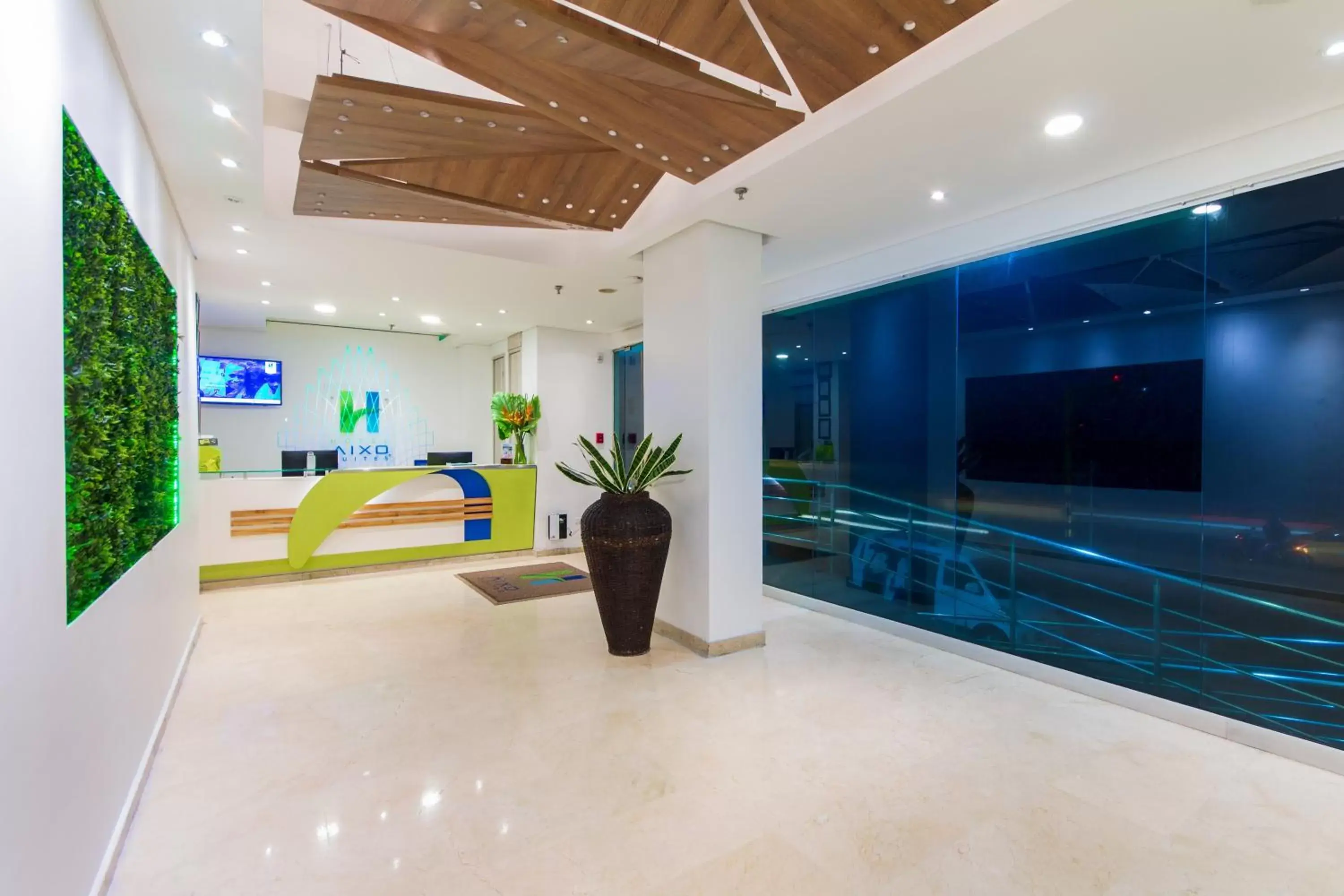 Lobby or reception in Hotel Aixo Suites By GEH Suites Lobby or reception in Hotel Aixo Suites By GEH Suites