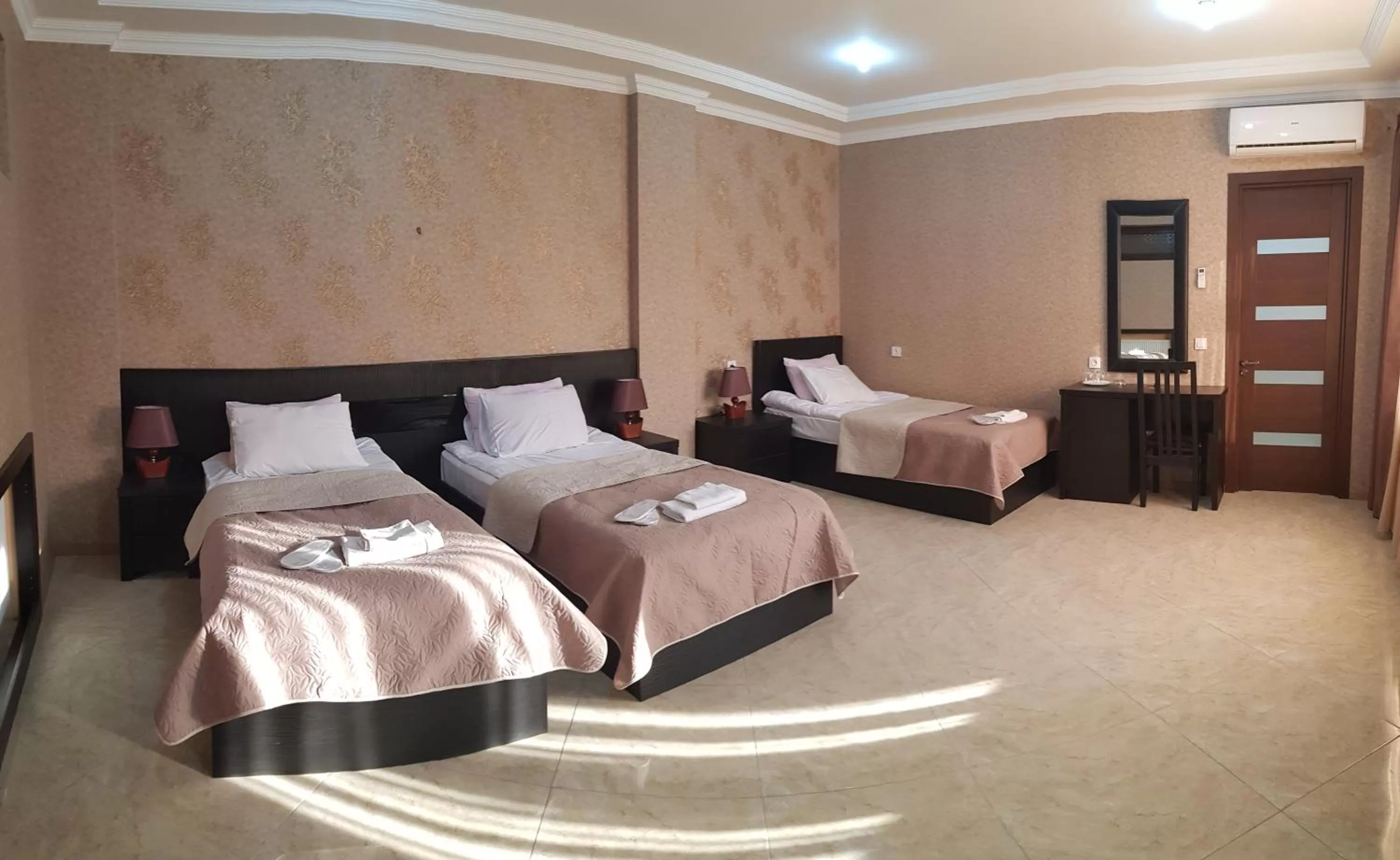 Bed in Hotel New Telavi