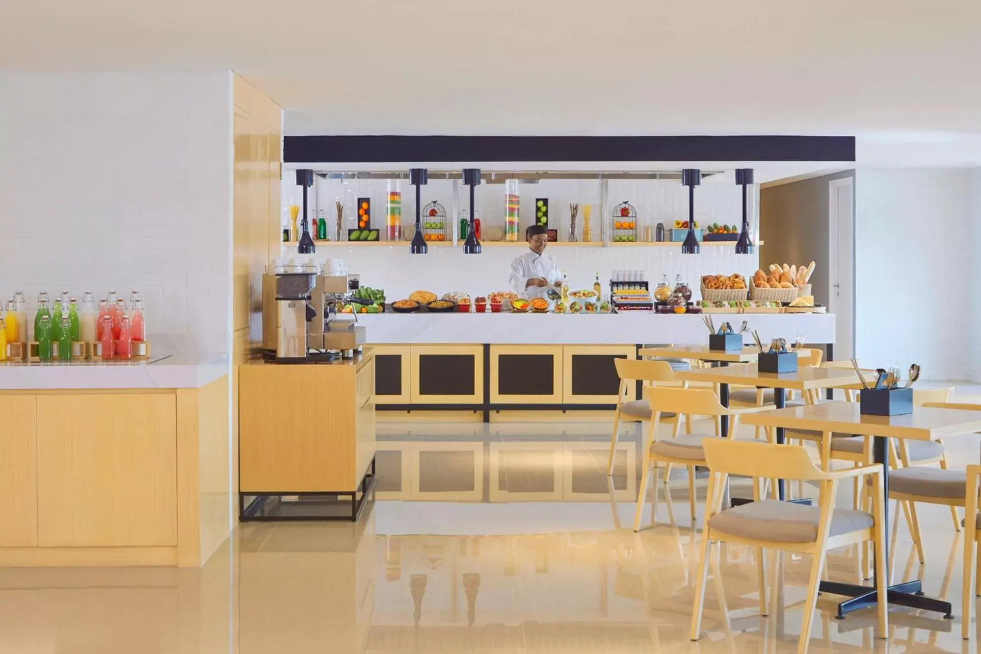 Restaurant/places to eat in Four Points by Sheraton Balikpapan Restaurant/places to eat in Four Points by Sheraton Balikpapan