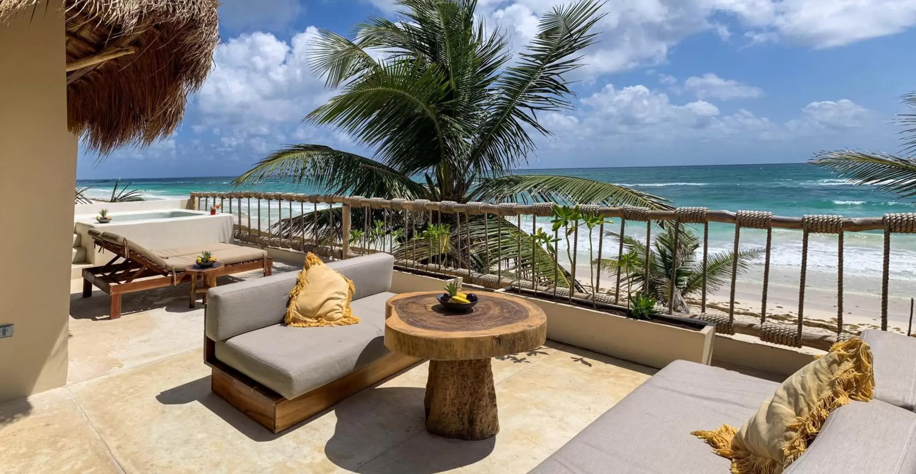 Living room, Sea View in Dune Boutique Hotel located at the party zone