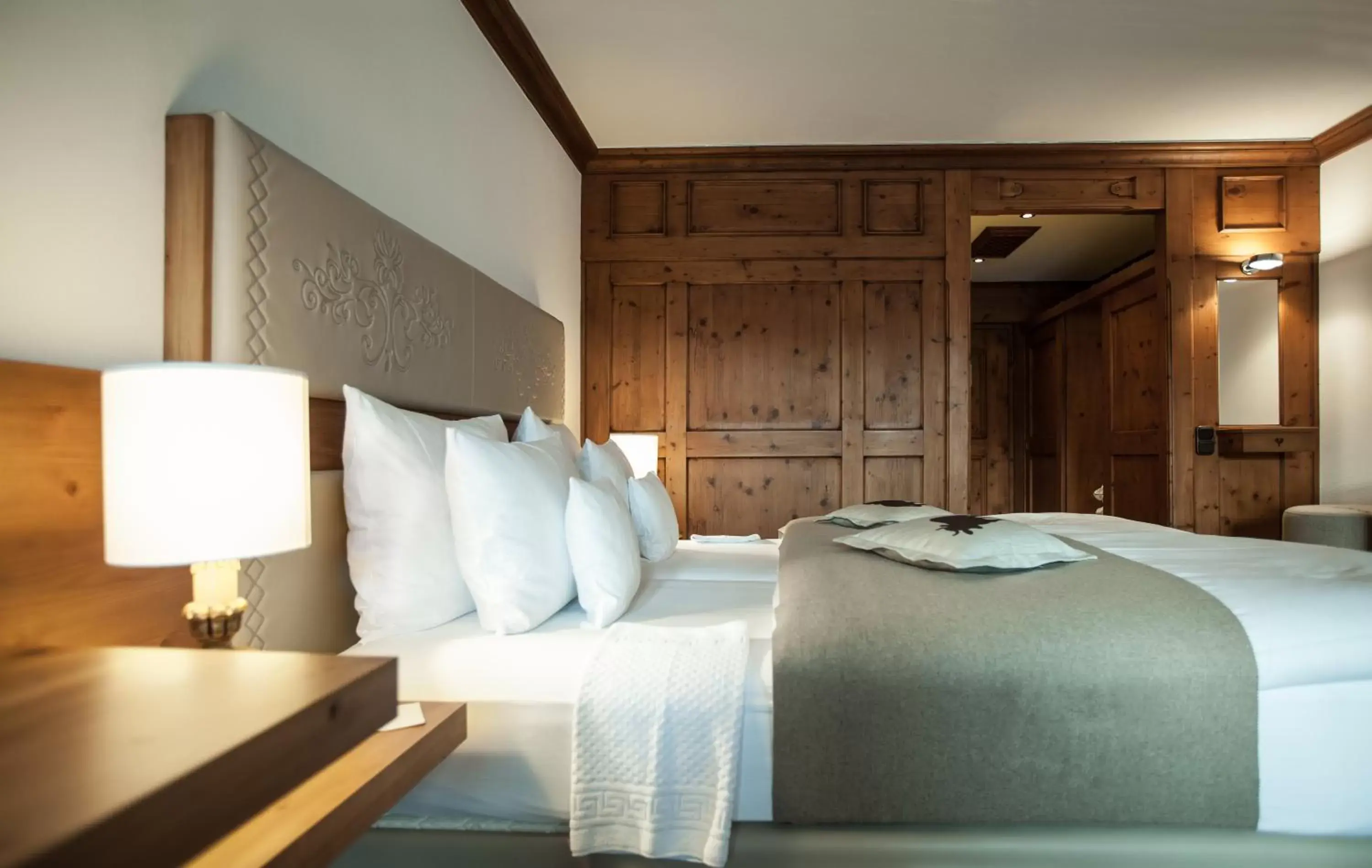 Bed in Lindner Hotel Oberstaufen Parkhotel, part of JdV by Hyatt
