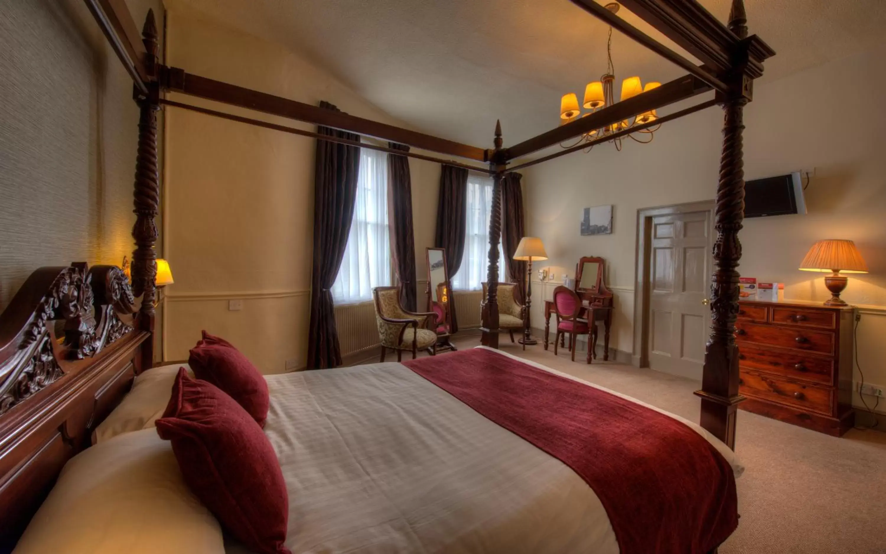 Bed in Himley House by Chef & Brewer Collection