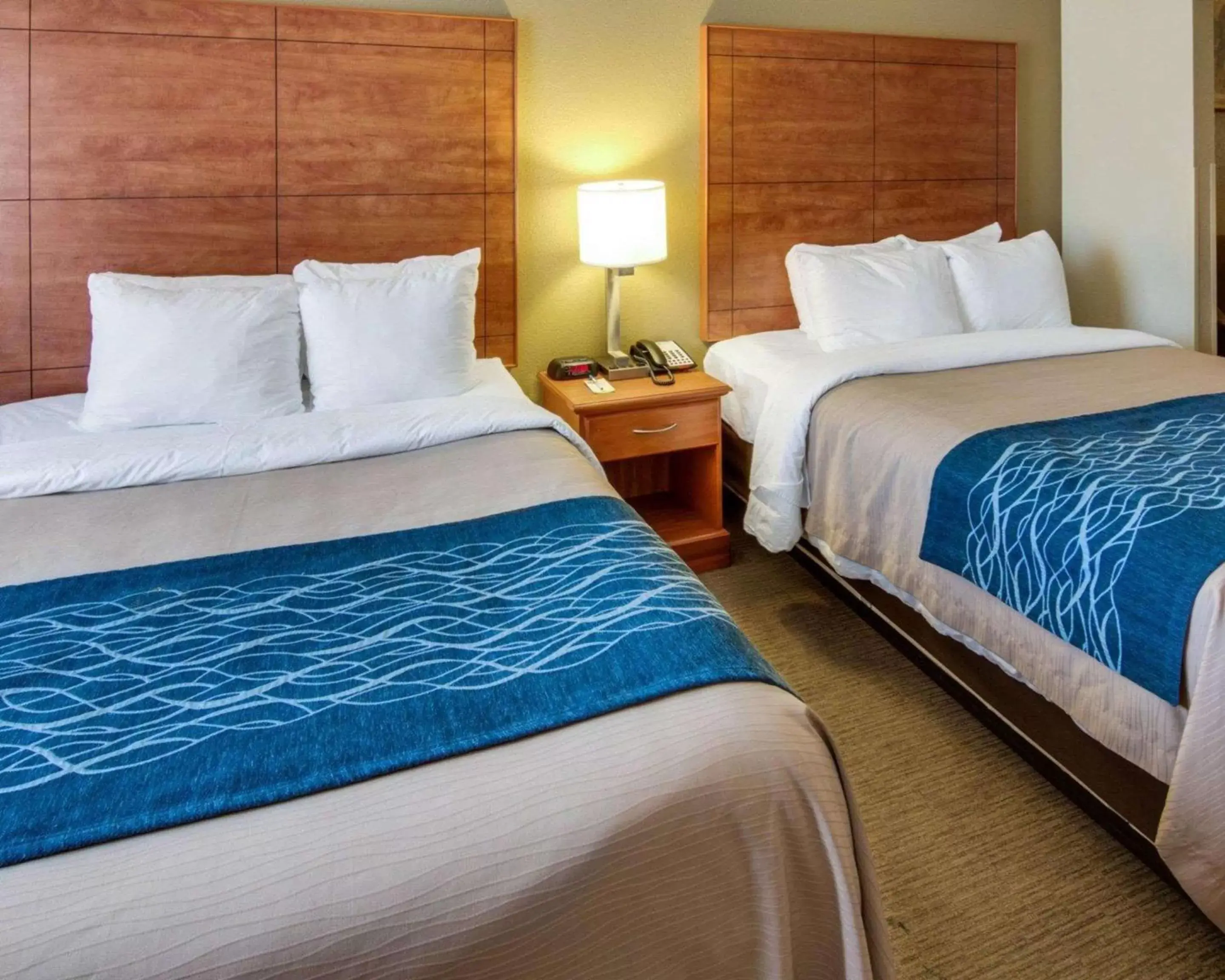 Queen Suite with Two Queen Beds - Non-Smoking in Comfort Inn & Suites El Dorado