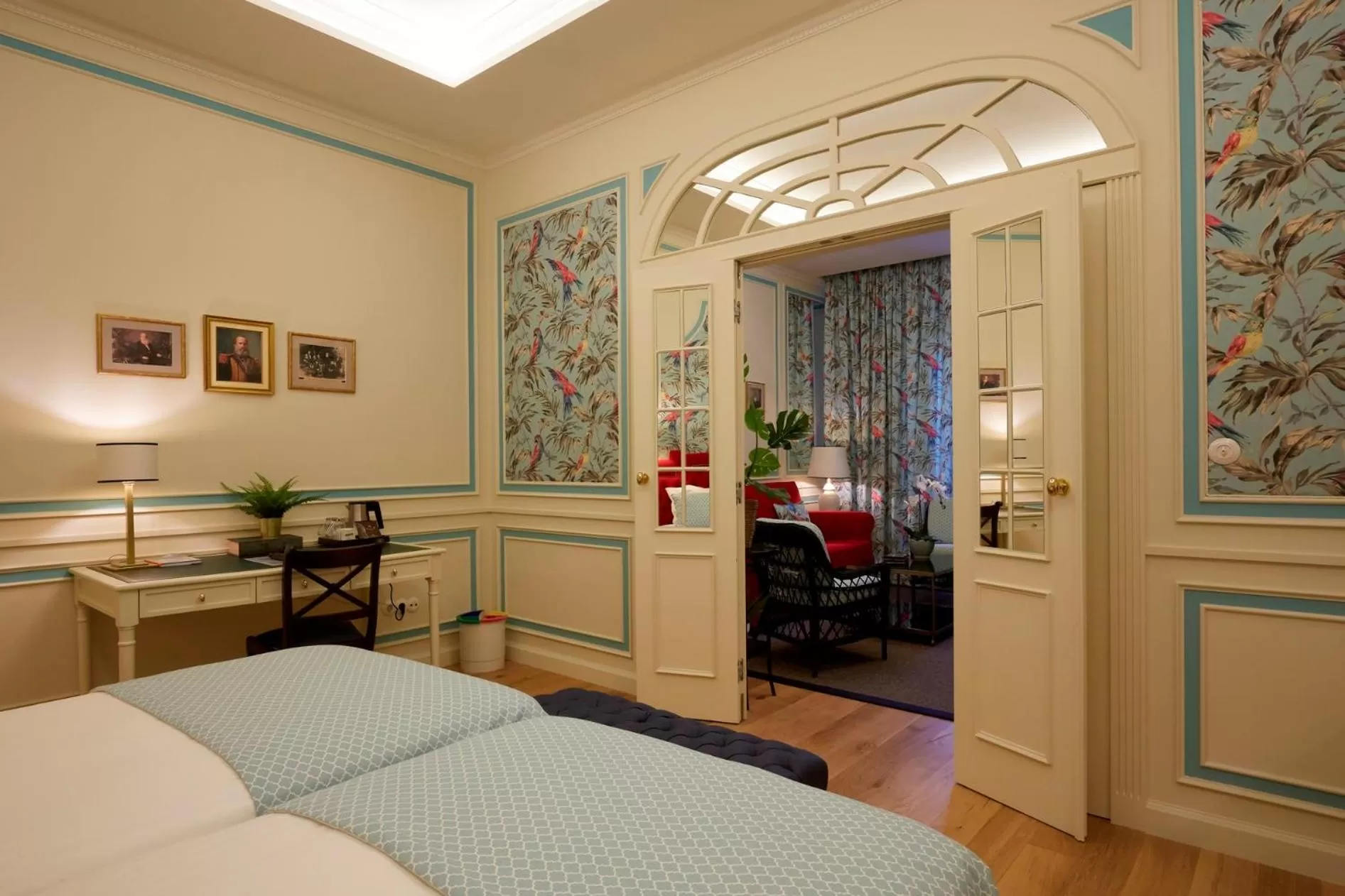 Bed in Grande Hotel do Porto