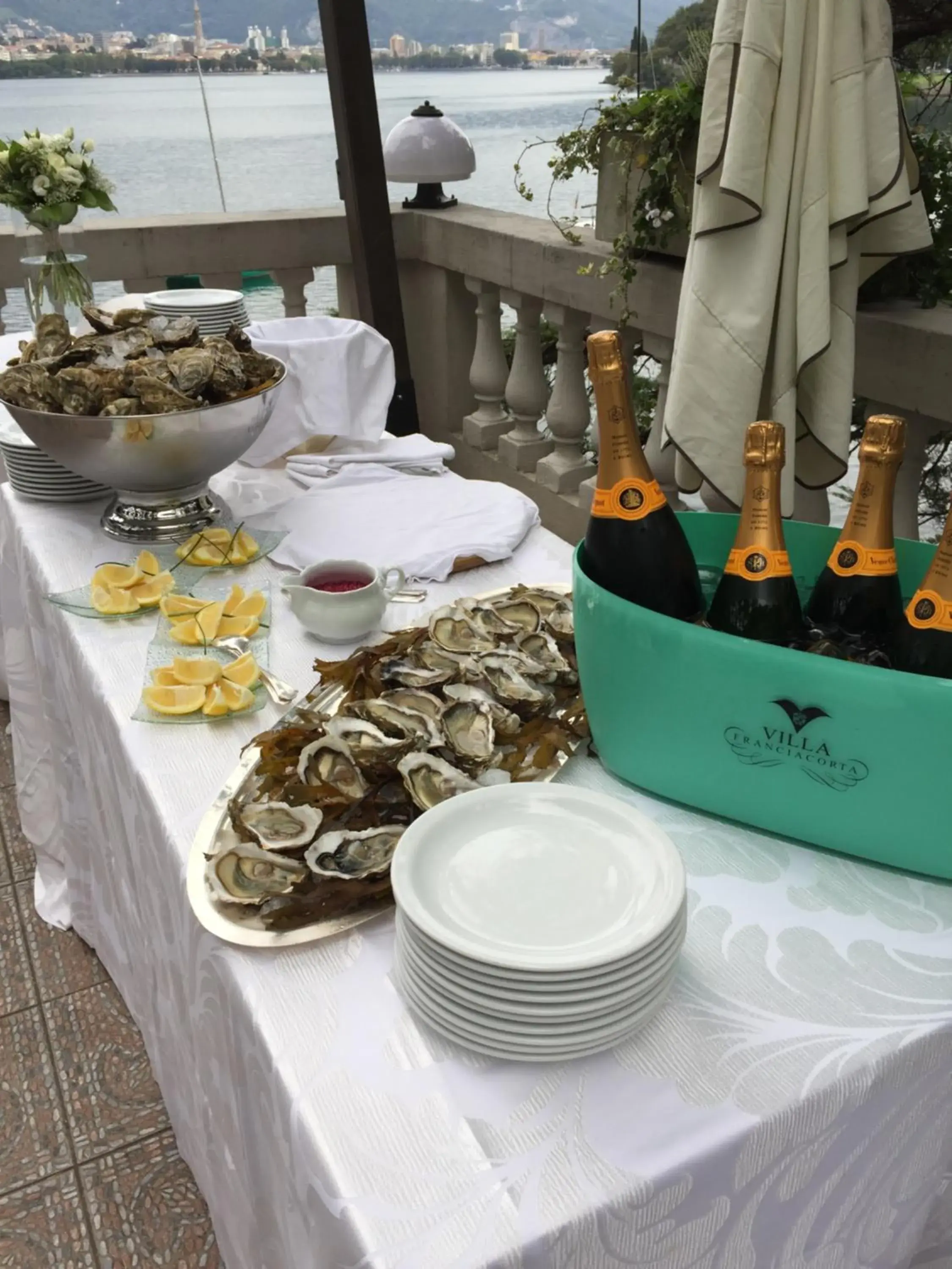 Food and drinks in Hotel Villa Giulia