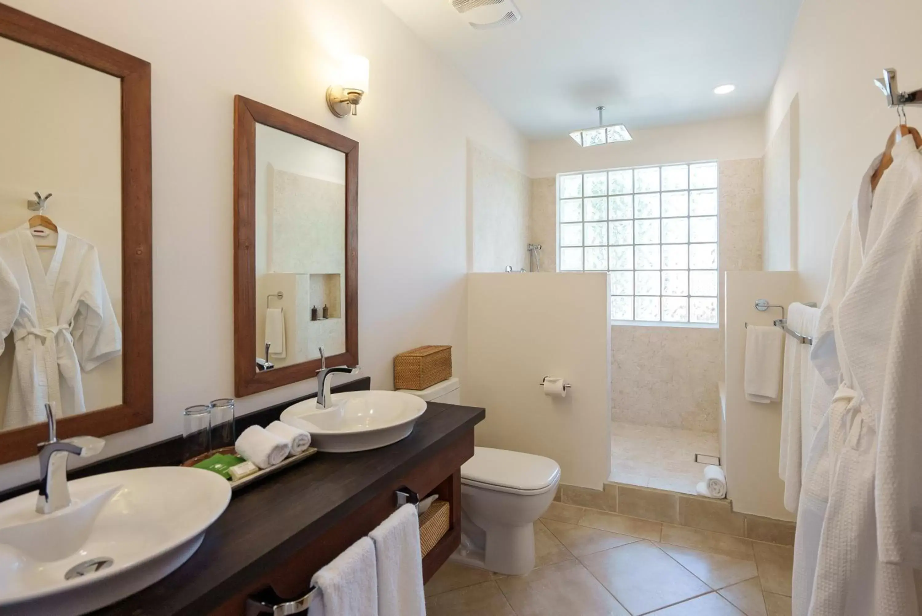 Bathroom in Ka'ana Resort & Spa