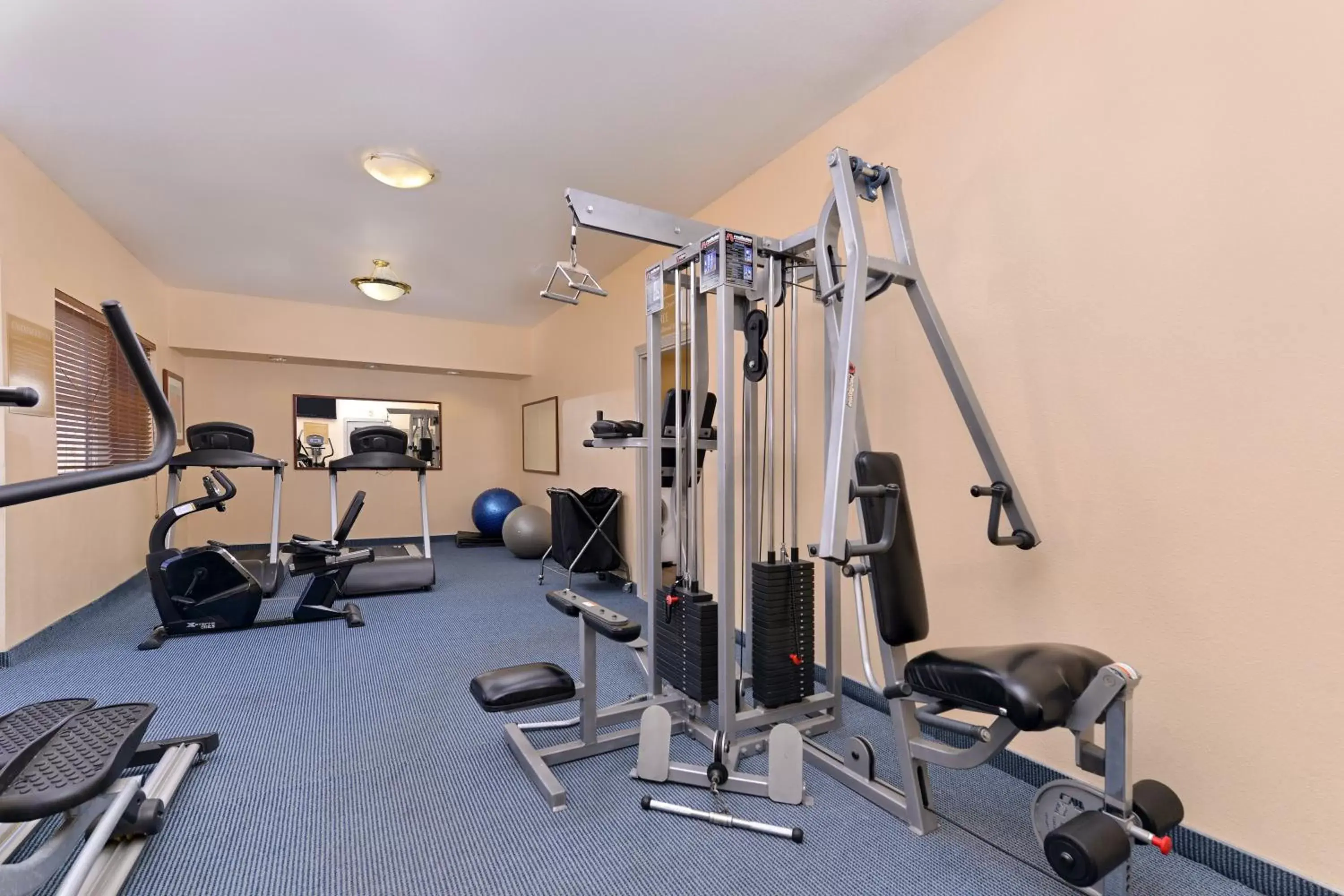 Fitness centre/facilities, Fitness Center/Facilities in Candlewood Suites San Diego, an IHG Hotel