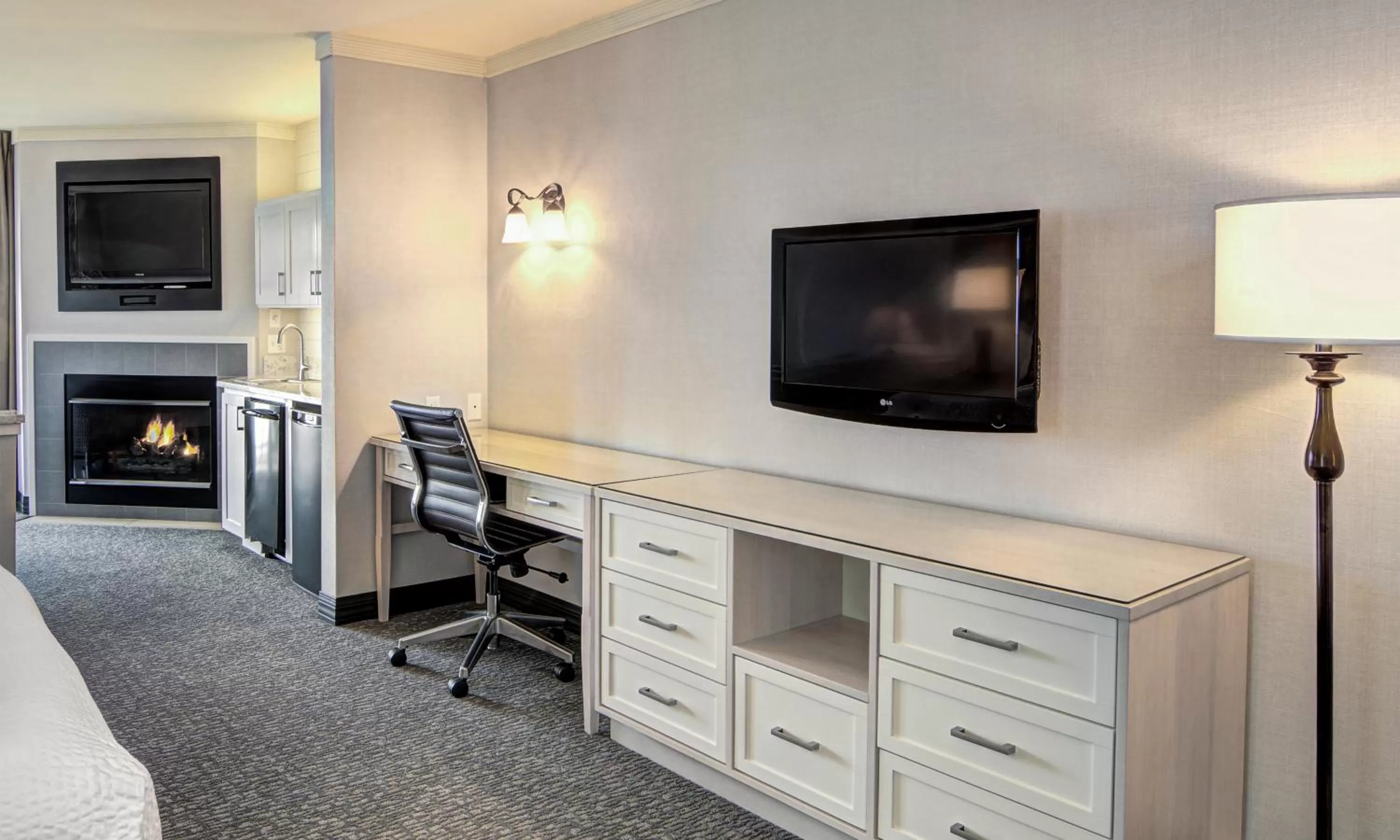 TV and multimedia in Hallmark Resort - Newport