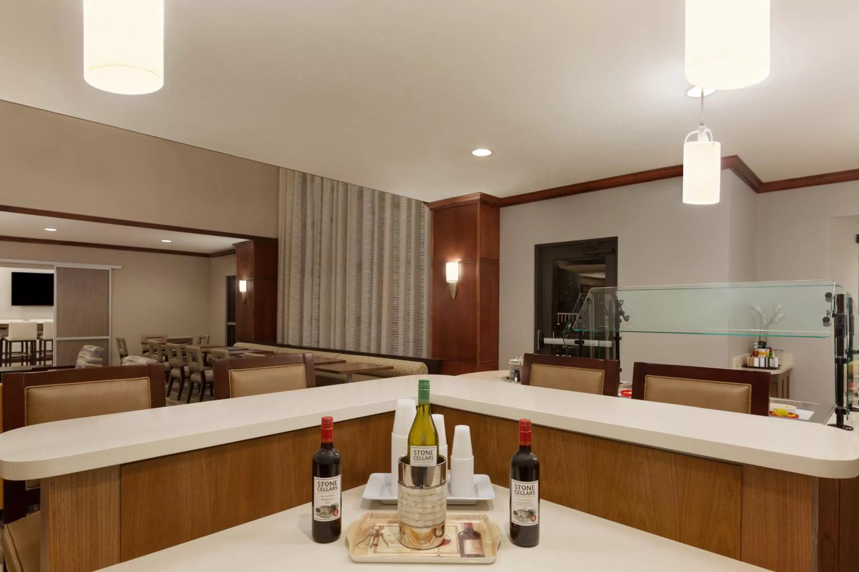 Bedroom in Staybridge Suites Tampa East- Brandon by IHG