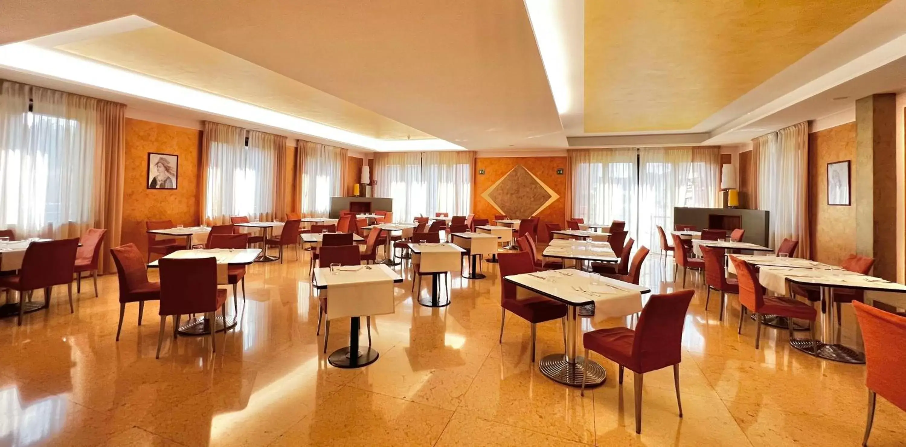 Restaurant/places to eat in Best Western Cavalieri Della Corona Restaurant/places to eat in Best Western Cavalieri Della Corona