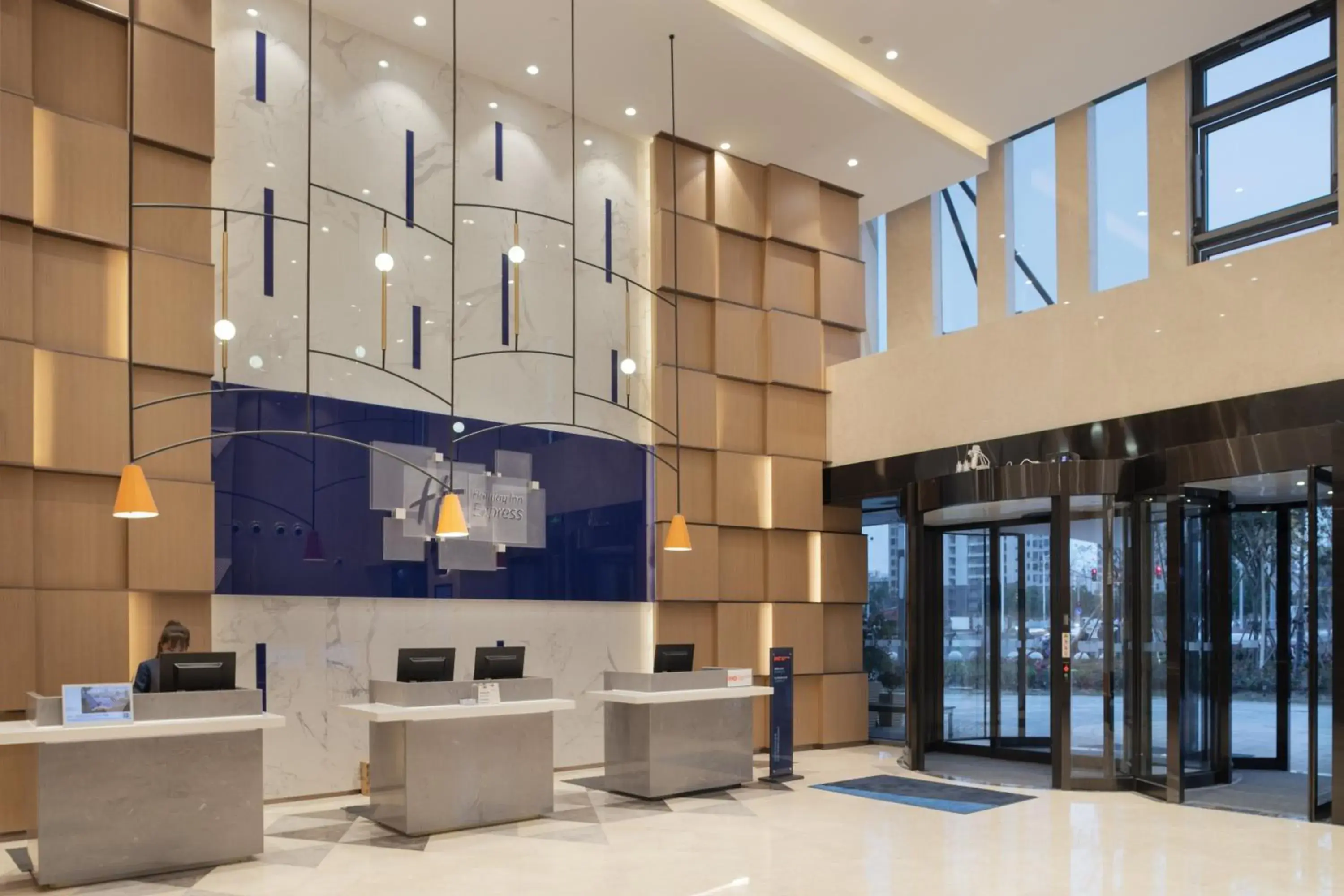 Property building, Lobby/Reception in Holiday Inn Express Shanghai Huijin, an IHG Hotel