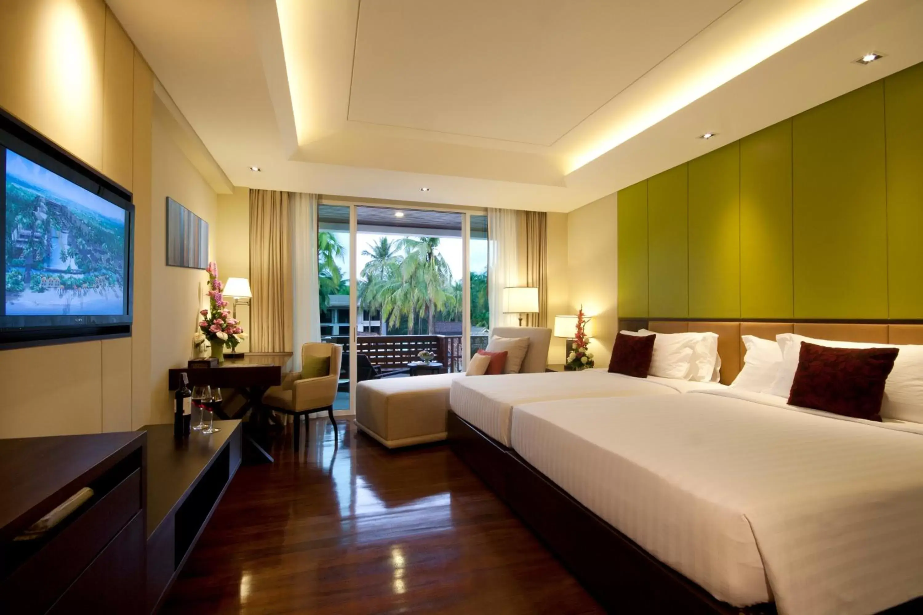 Bed in Graceland Khaolak Beach Resort- SHA Extra Plus